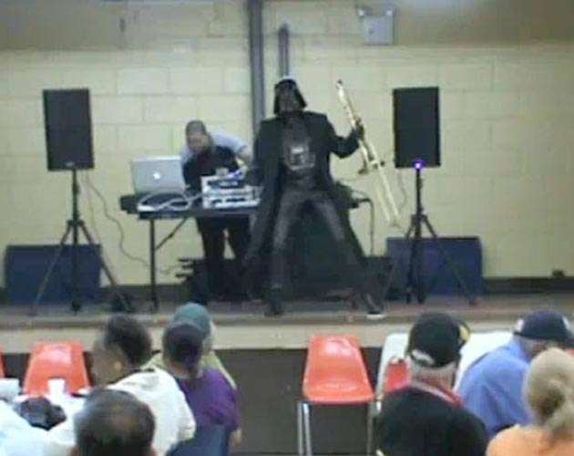 Darth Vader baila reggaeton