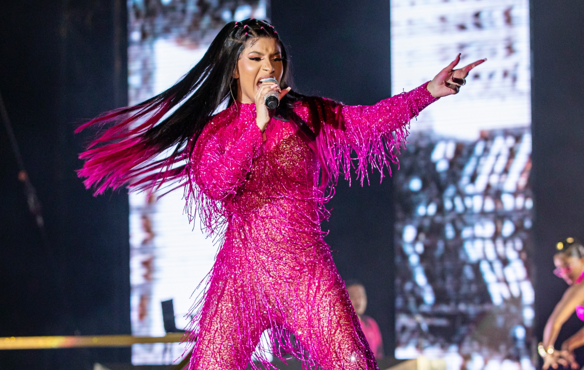 Cardi B desmonta al político que criticó la actuación en los Grammy: 