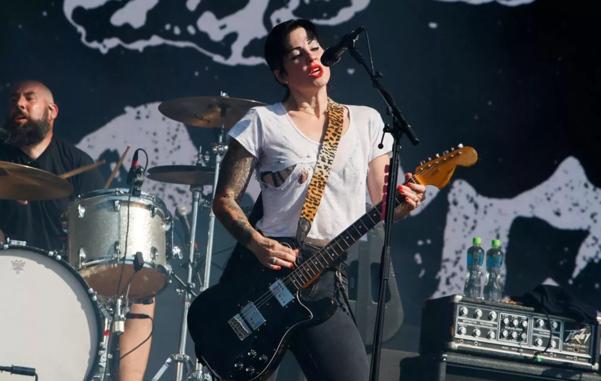 Brody Dalle, de The Distillers, y su familia dan positivo en la nueva variante del COVID