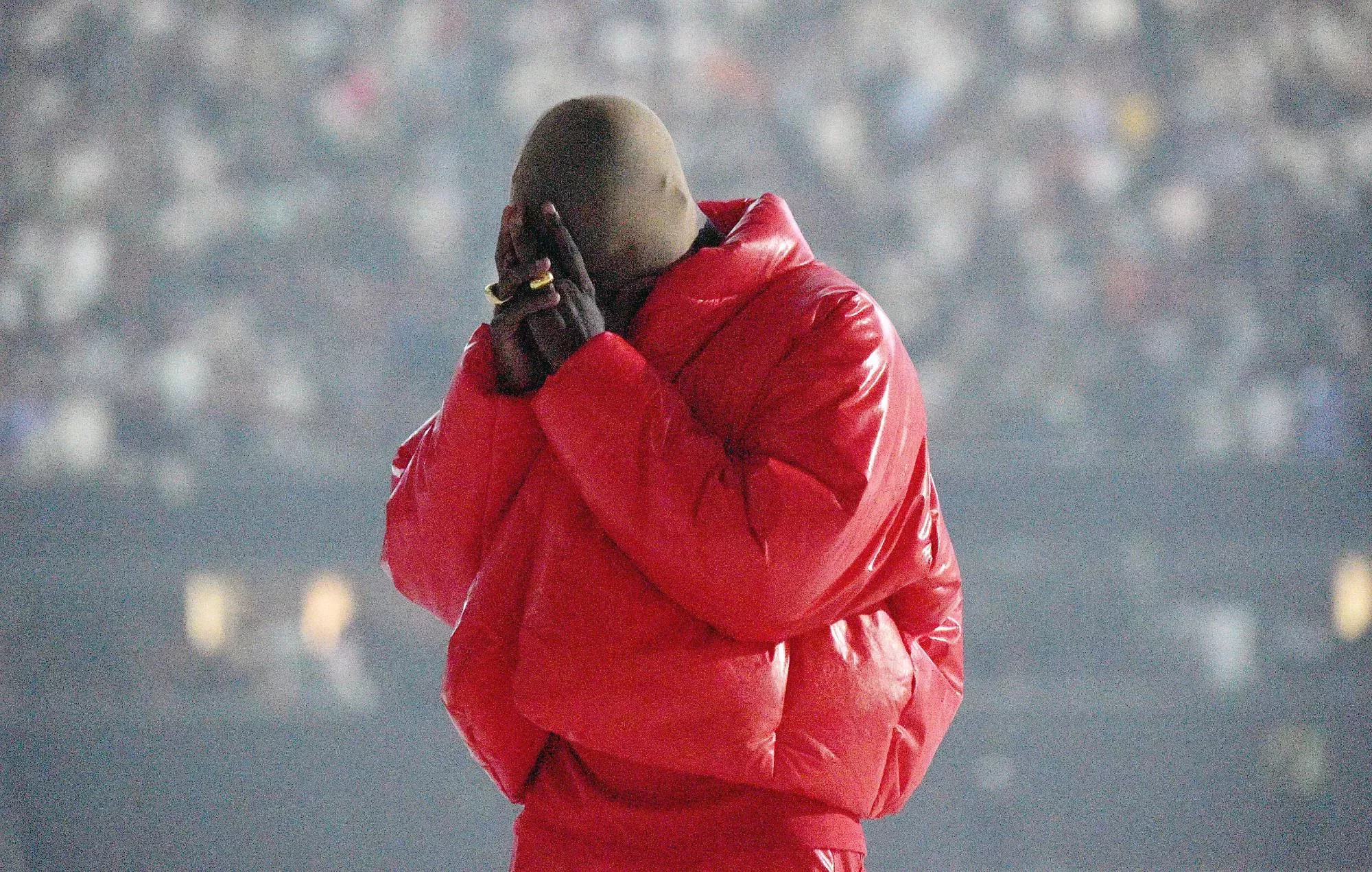 Kanye West muestra su humilde vivienda en el Mercedes-Benz Stadium de Atlanta