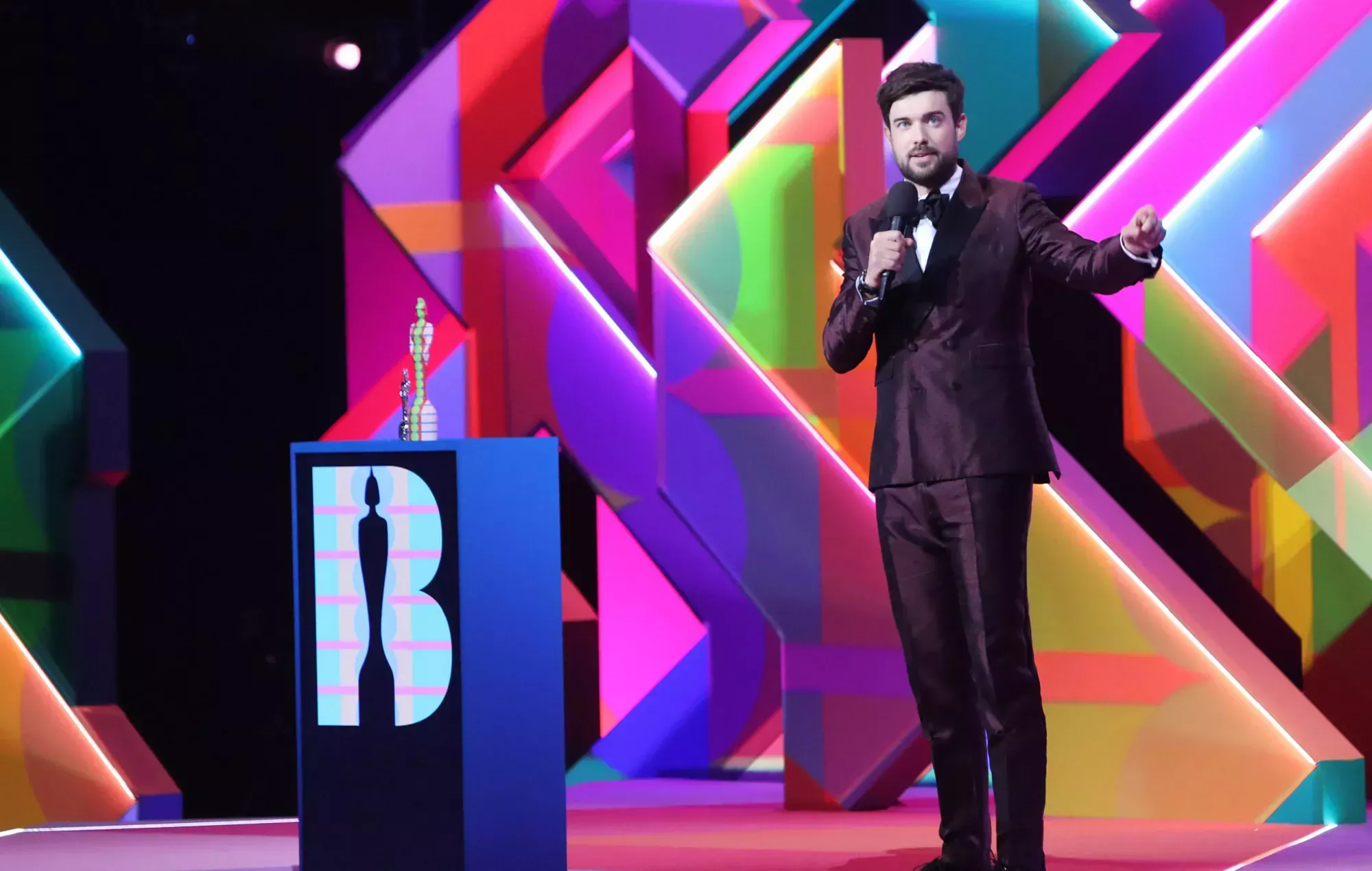 Jack Whitehall dice que deja de ser presentador de los BRITs