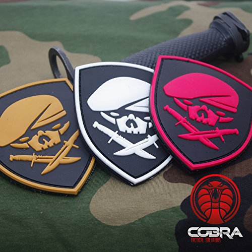 Cobra Tactical Solutions SAS Beret Skull Parche PVC Táctico Moral Militar con Cinta adherente de Airsoft Paintball para Ropa de Mochila táctica