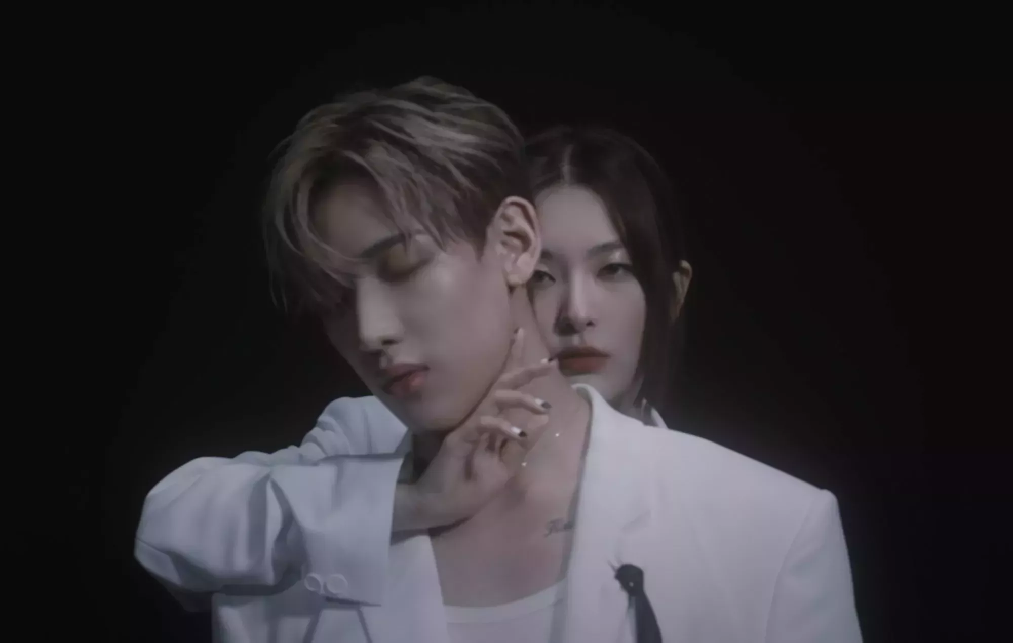 BamBam de GOT7 lanza 'Who Are You' con Seulgi de Red Velvet