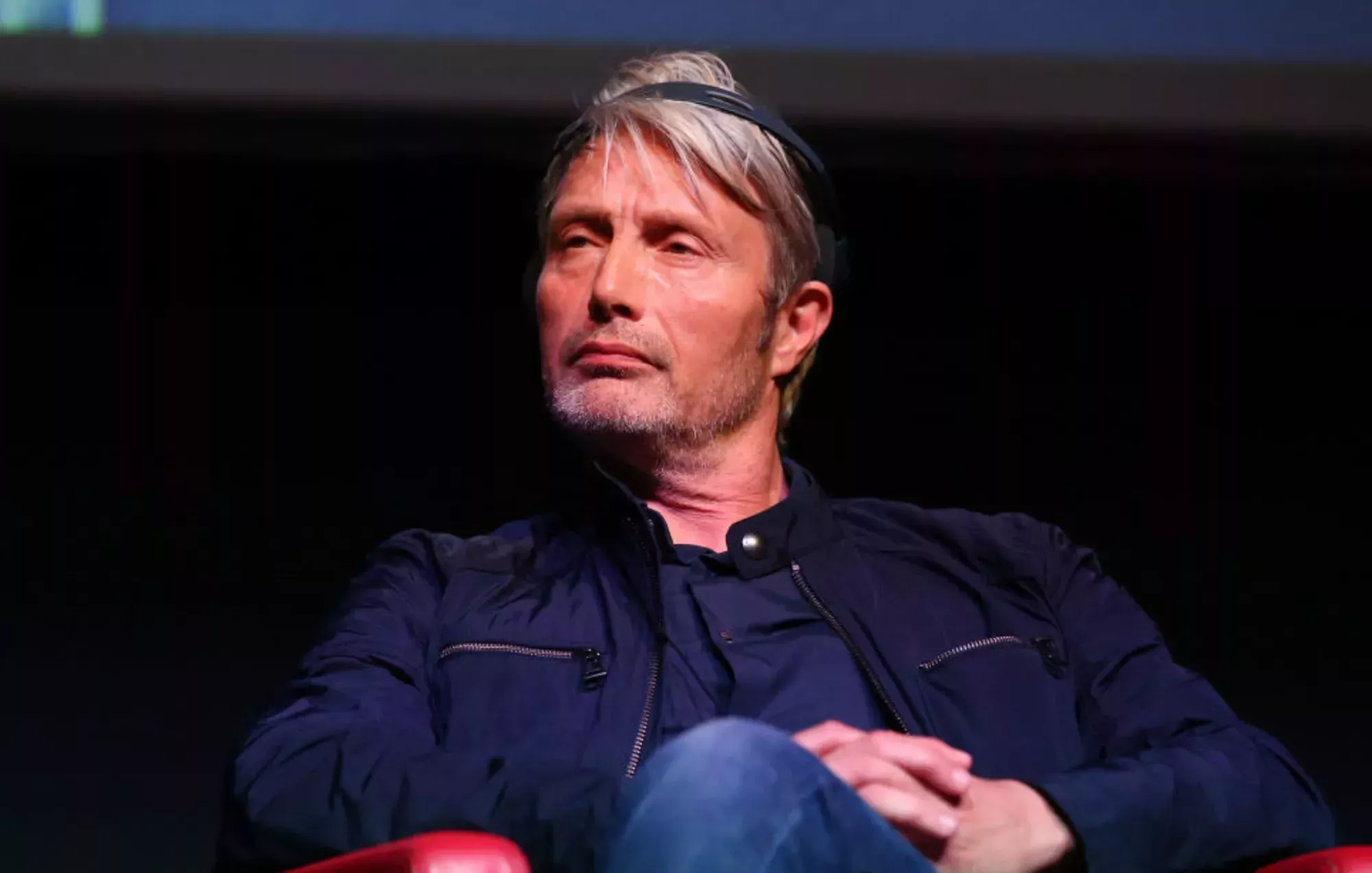 El nuevo teaser de 'Fantastic Beasts' deja ver por primera vez a Mads Mikkelsen como Grindelwald