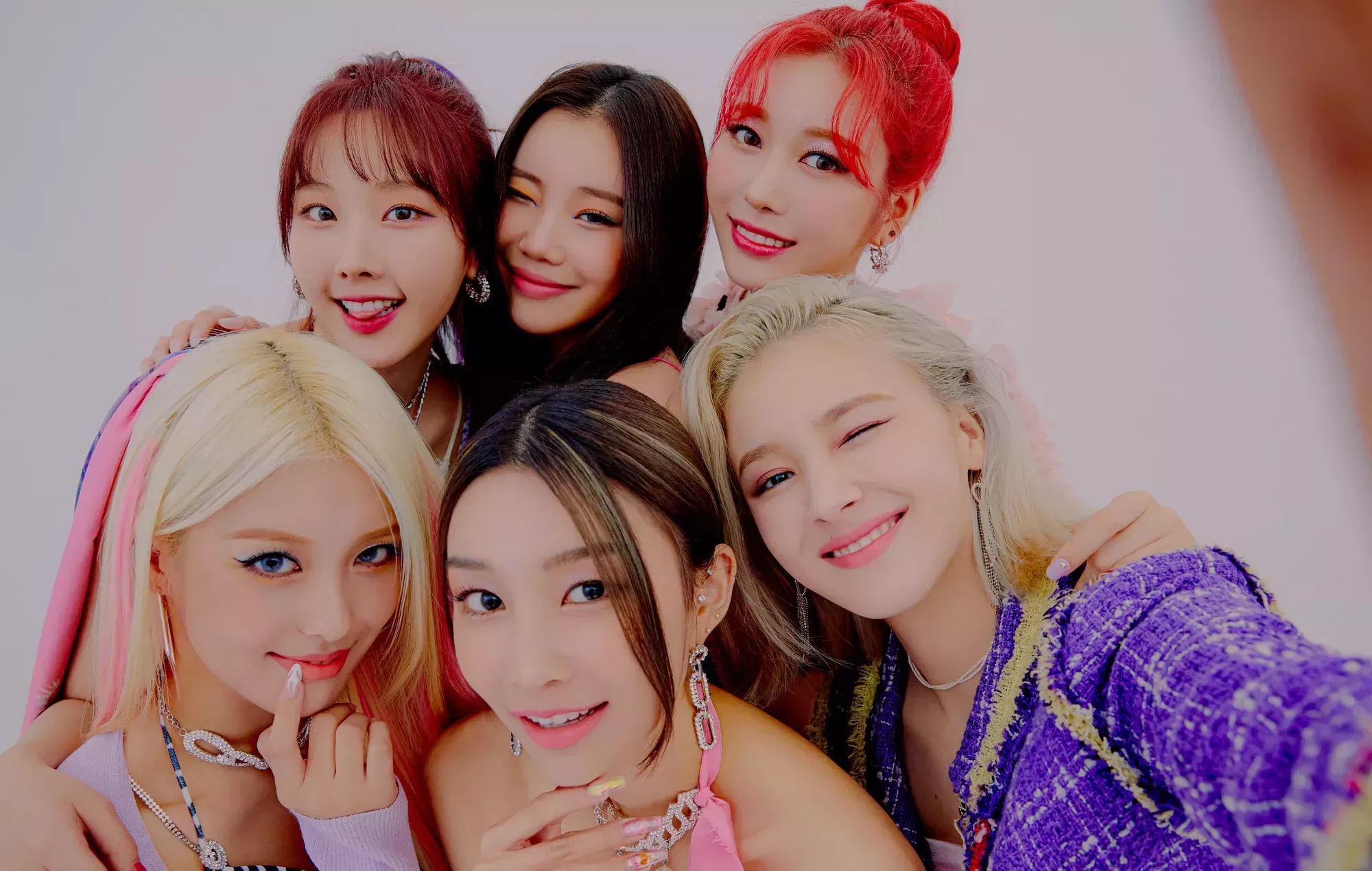 MOMOLAND volverá con nueva música tras un año de ausencia