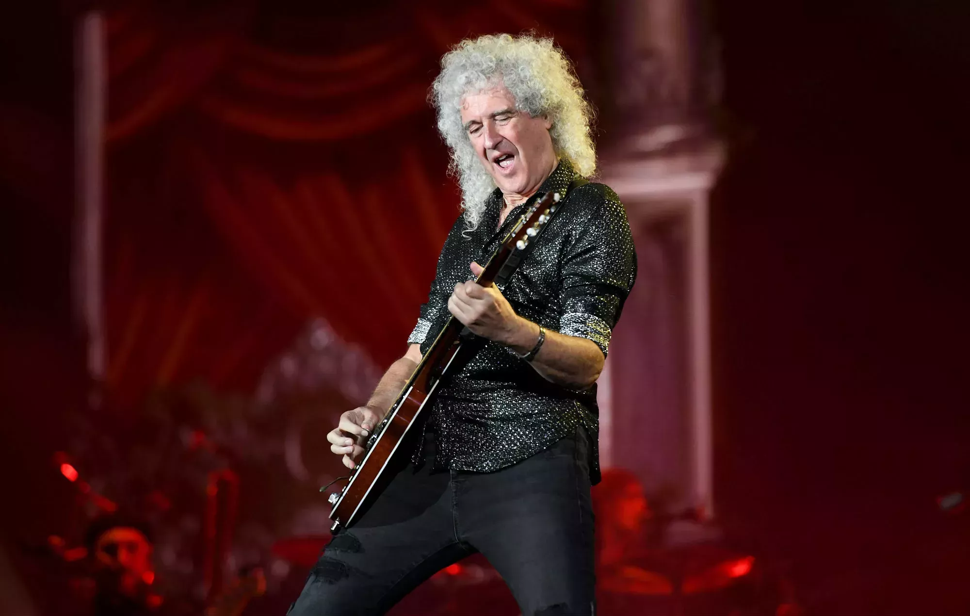 Brian May, de Queen, debutará como actor en un programa de televisión para niños contra el acoso escolar