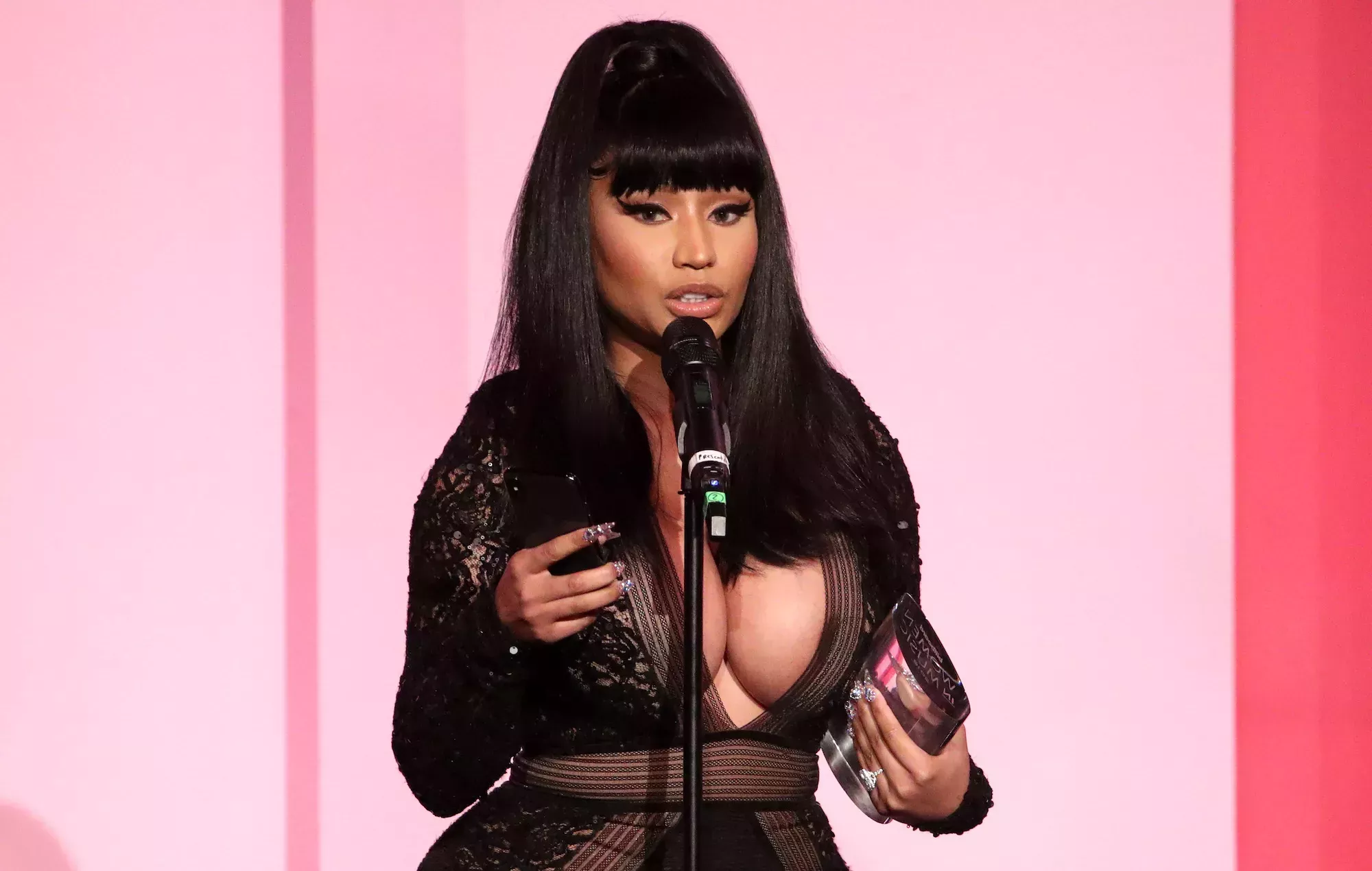 Nicki Minaj se mete con el departamento de salud de Filadelfia por su tuit sobre la vacuna viral