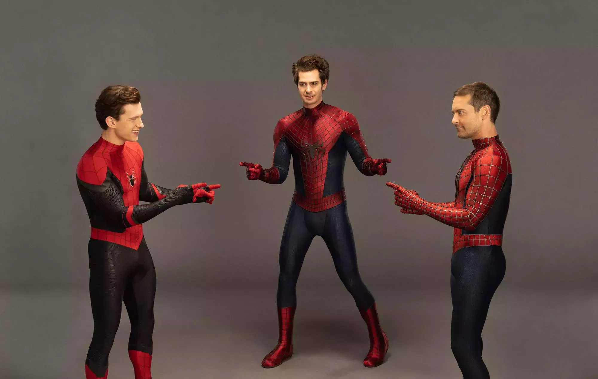 Tom Holland dice que uno de los tres protagonistas de Spider-Man en 'No Way Home' llevaba un trasero falso