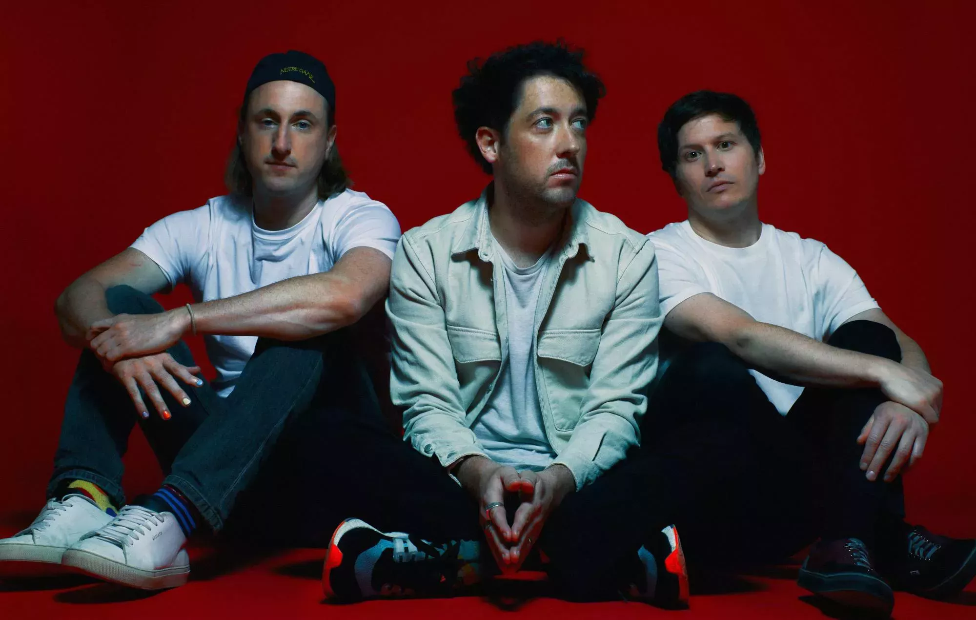 The Wombats lanzan un juego para móviles inspirado en 'This Car Drives All By Itself'