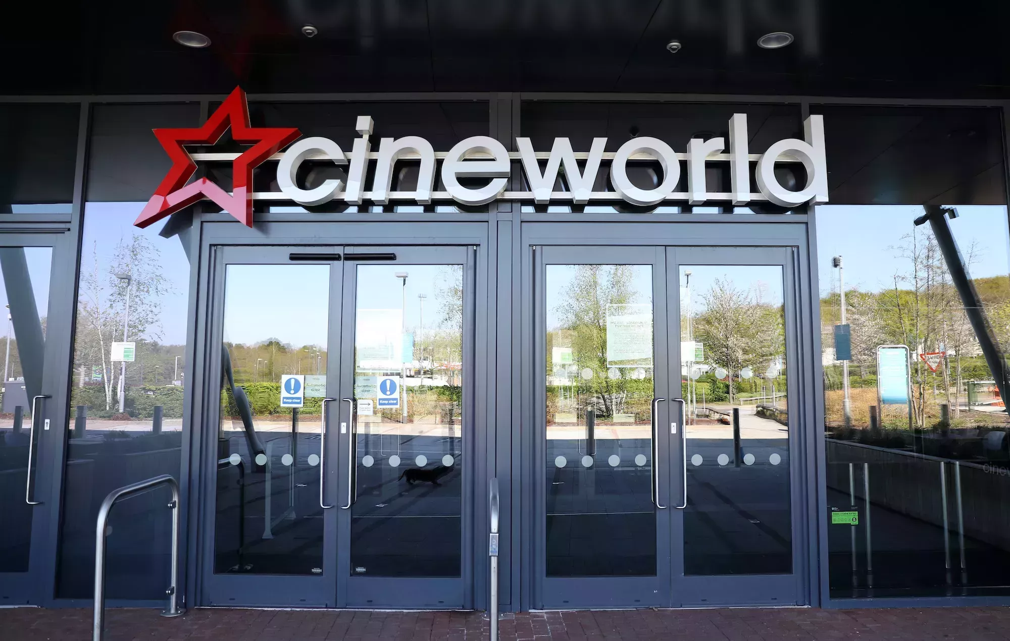 Cineworld confirma que estudia declararse en quiebra en EEUU