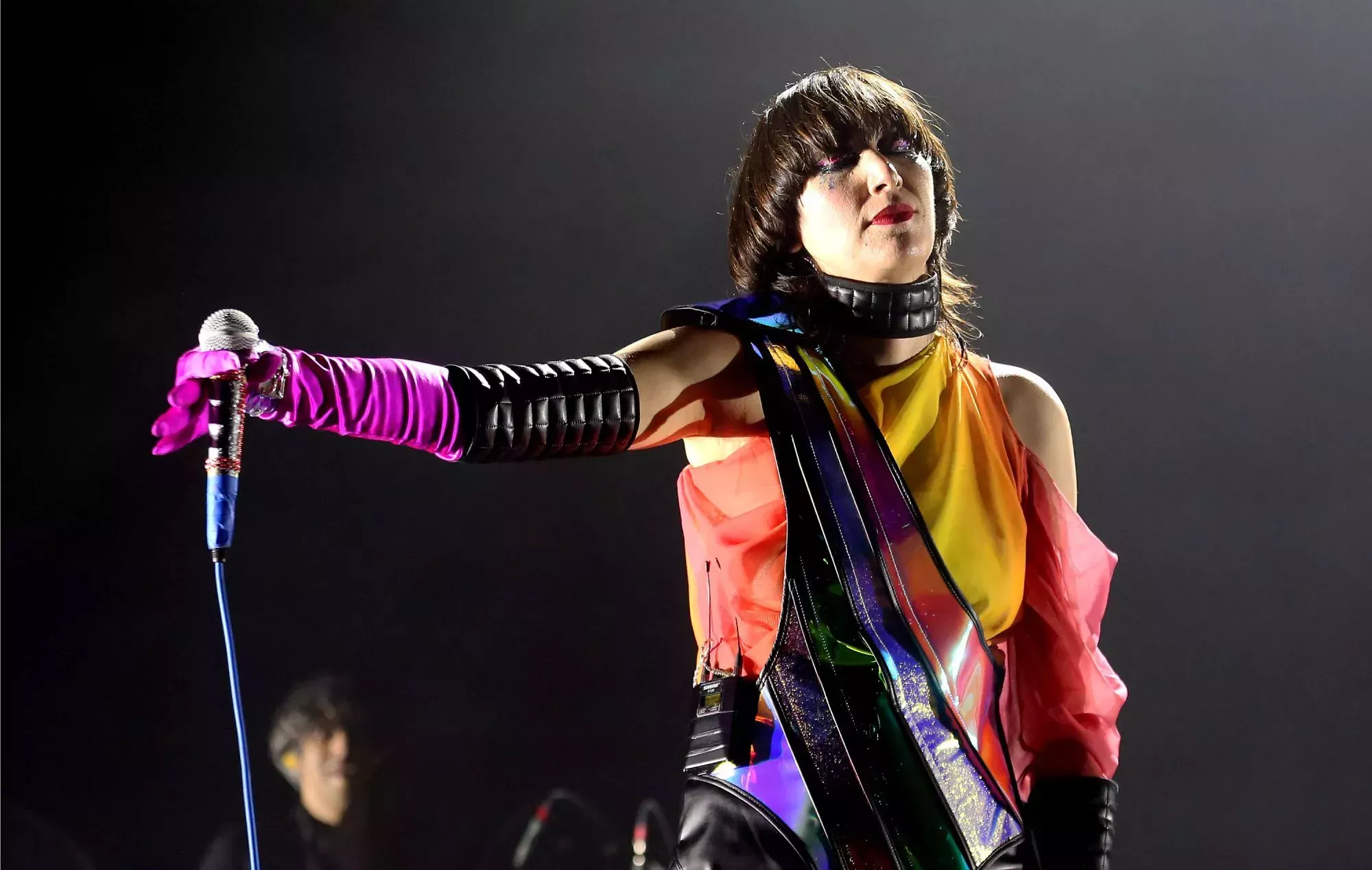 Yeah Yeah Yeahs comparten un fragmento de su nuevo single 'Burning' antes de su lanzamiento esta semana