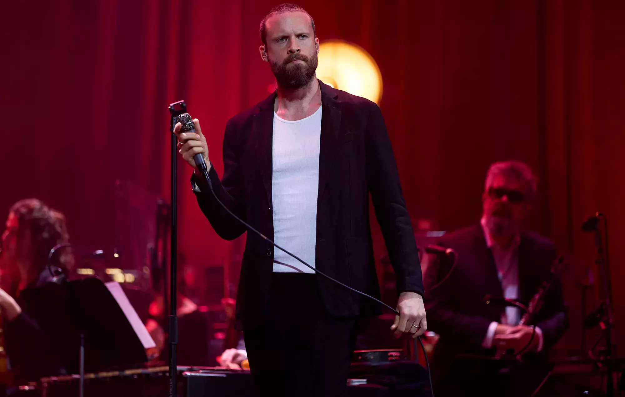 Father John Misty versiona a Stevie Wonder para su nuevo EP en directo