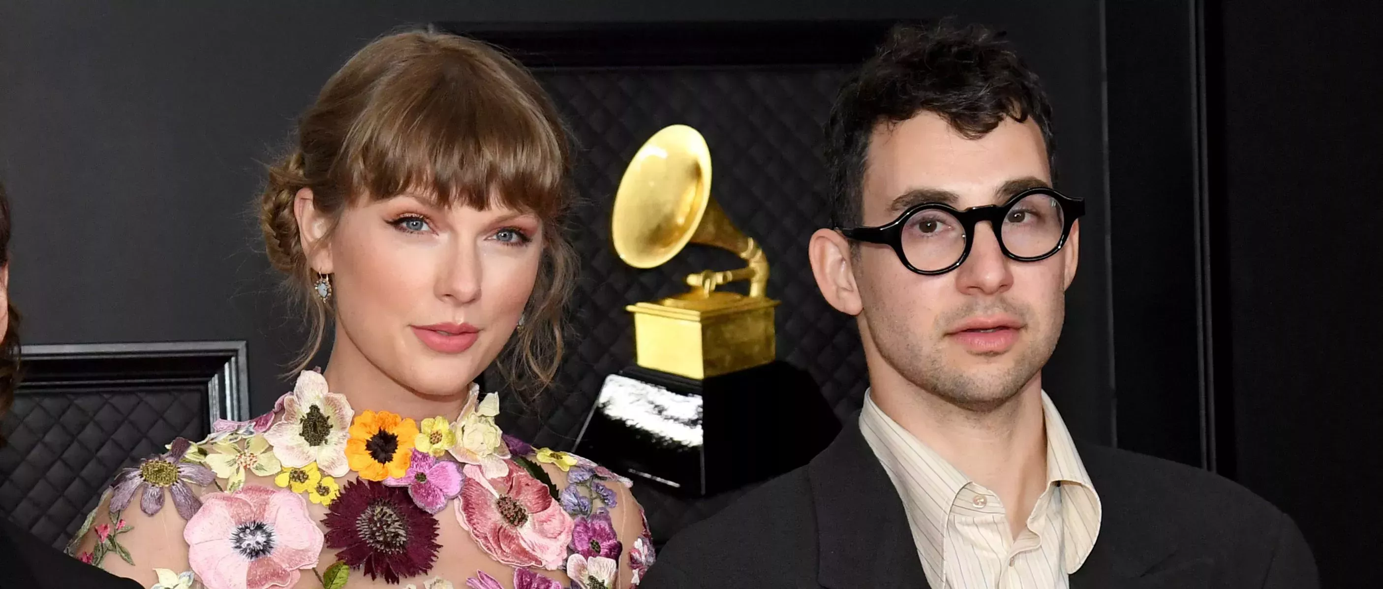 

	
		Taylor Swift confirma a Jack Antonoff como productor de 'Midnights' en una nueva imagen entre bastidores
	
	