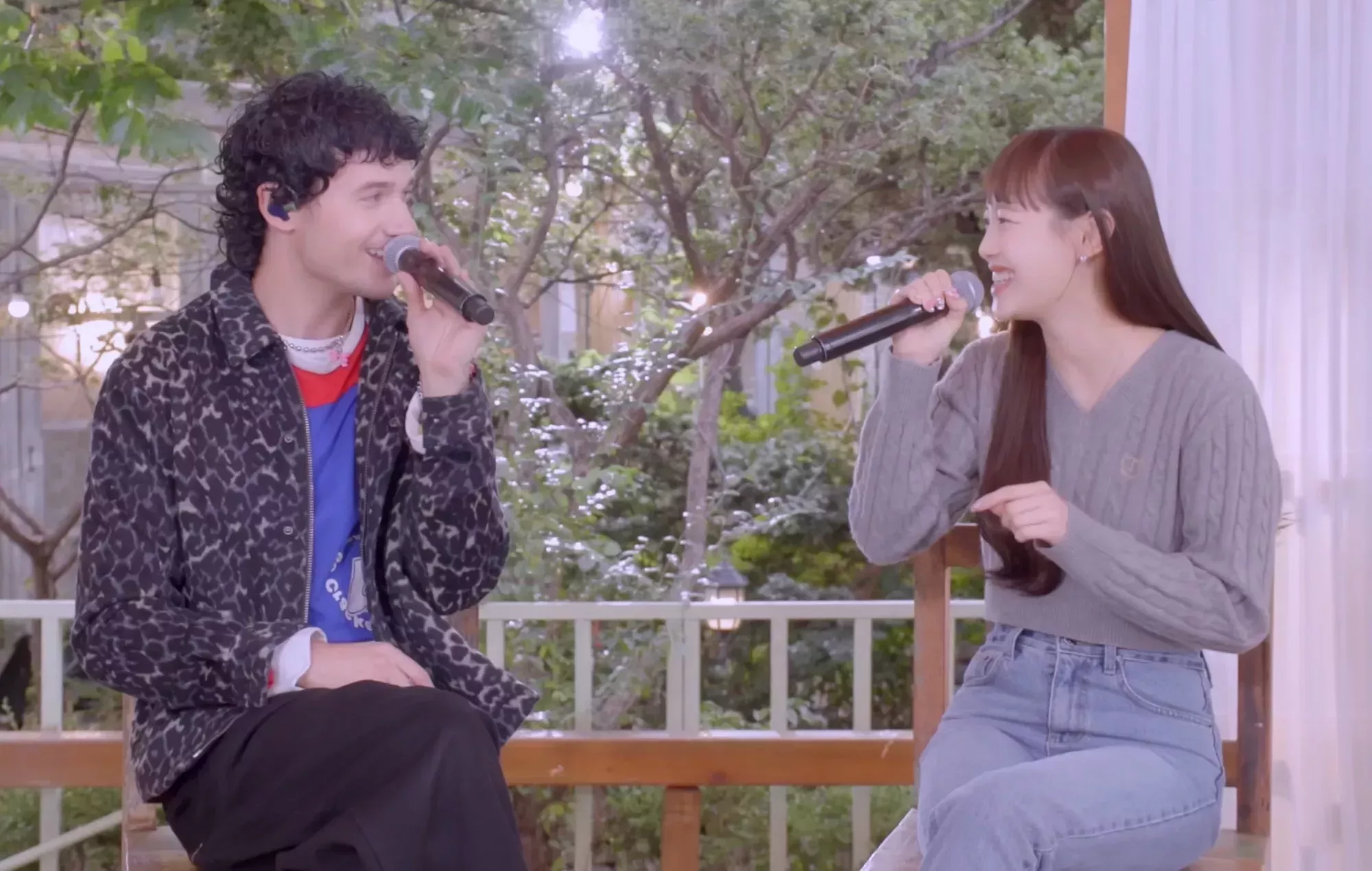 Mira el dúo de Chuu y Jeremy Zucker de LOONA en una interpretación especial de 'comethru'