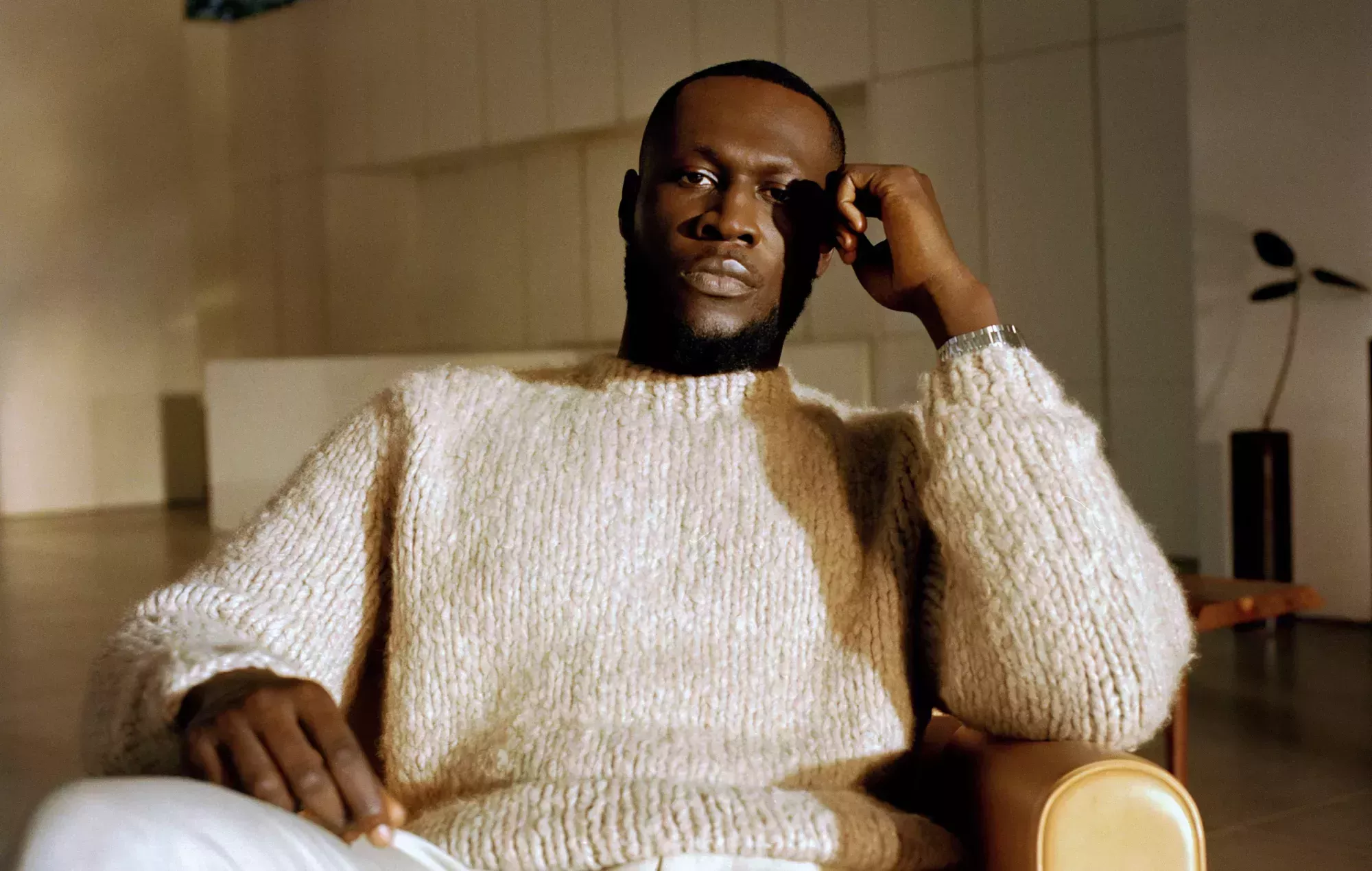 Escucha el nuevo y tierno single de Stormzy 'Firebabe'