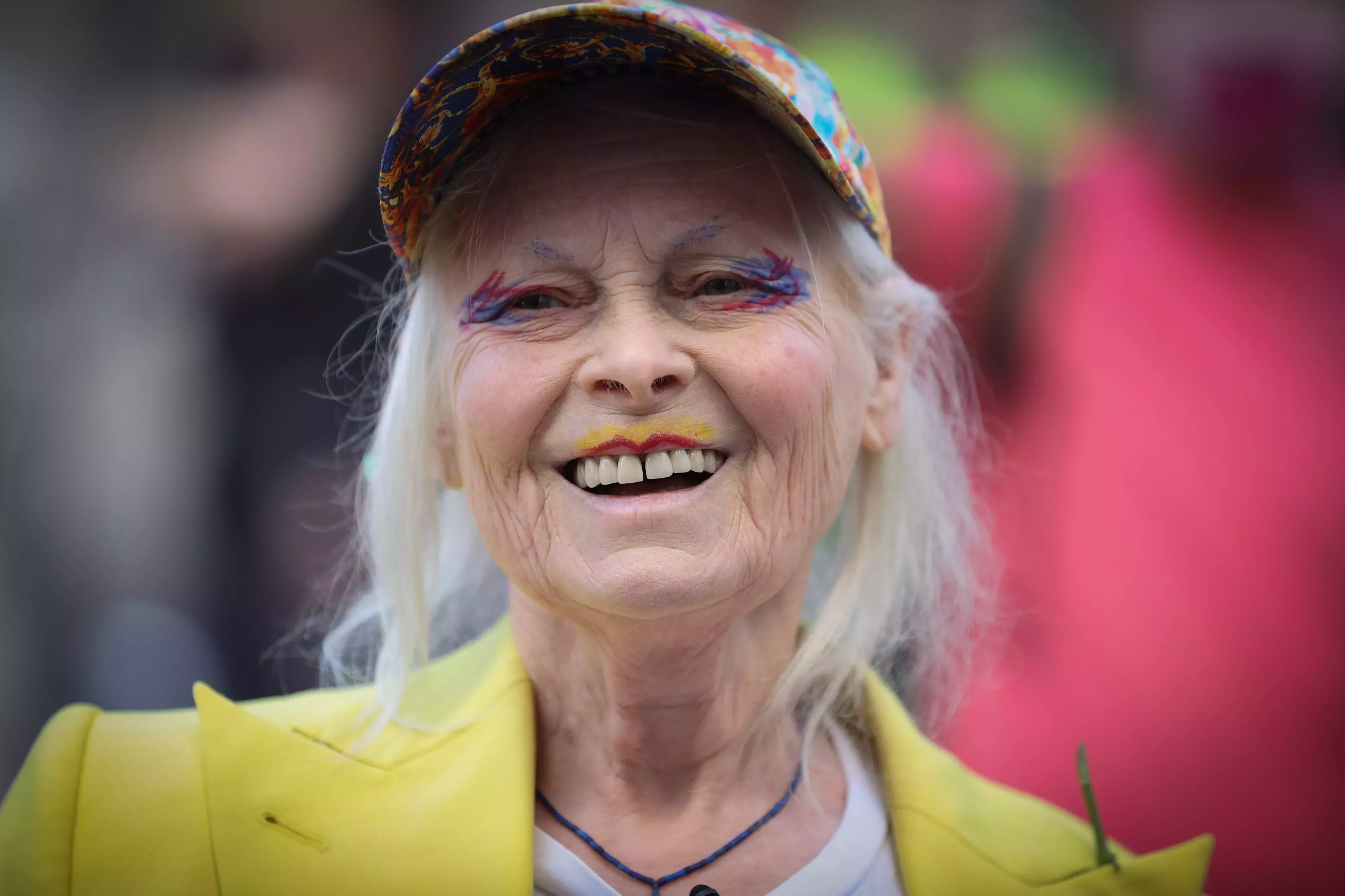 

	
		Muere a los 81 años Vivienne Westwood, diseñadora de moda que popularizó el estilo punk
	
	