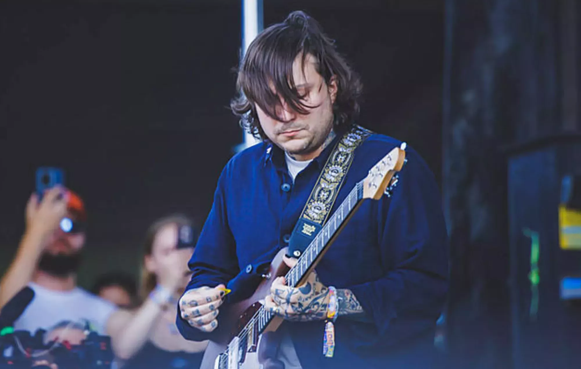 HIRS Collective lanza 'Trust The Process' con Frank Iero de My Chemical Romance