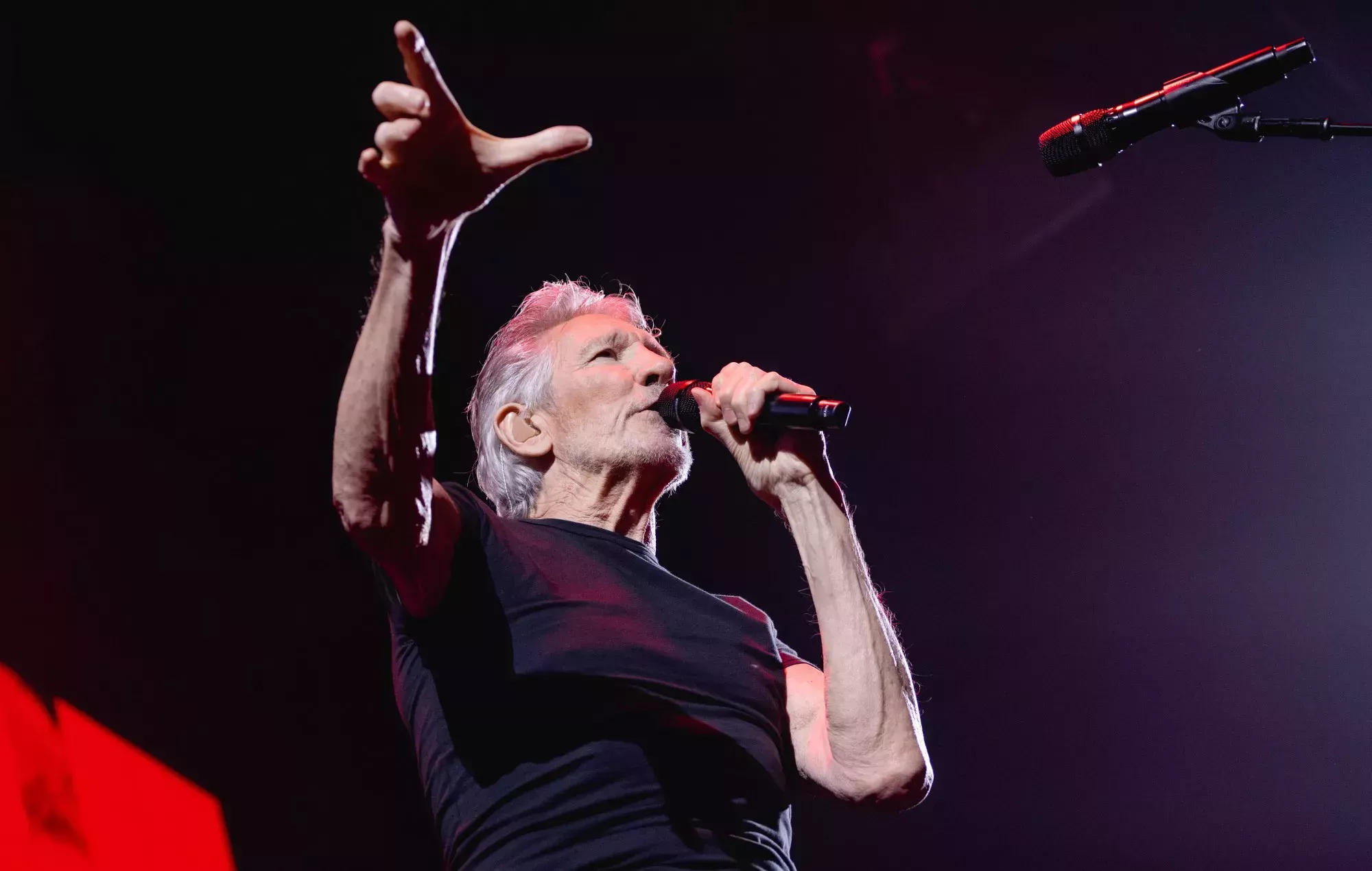 El embajador de Ucrania llama a Roger Waters 