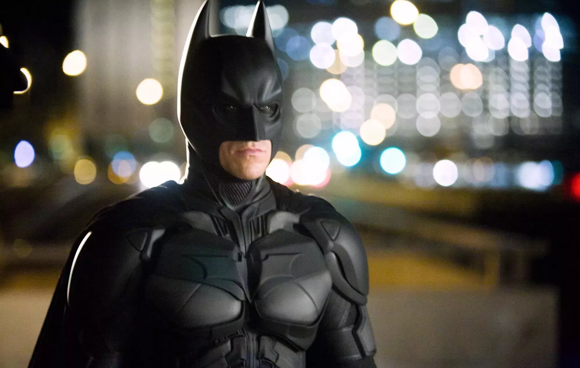 Los fans de Batman creen haber visto a Christian Bale en el tráiler de 'The Flash'