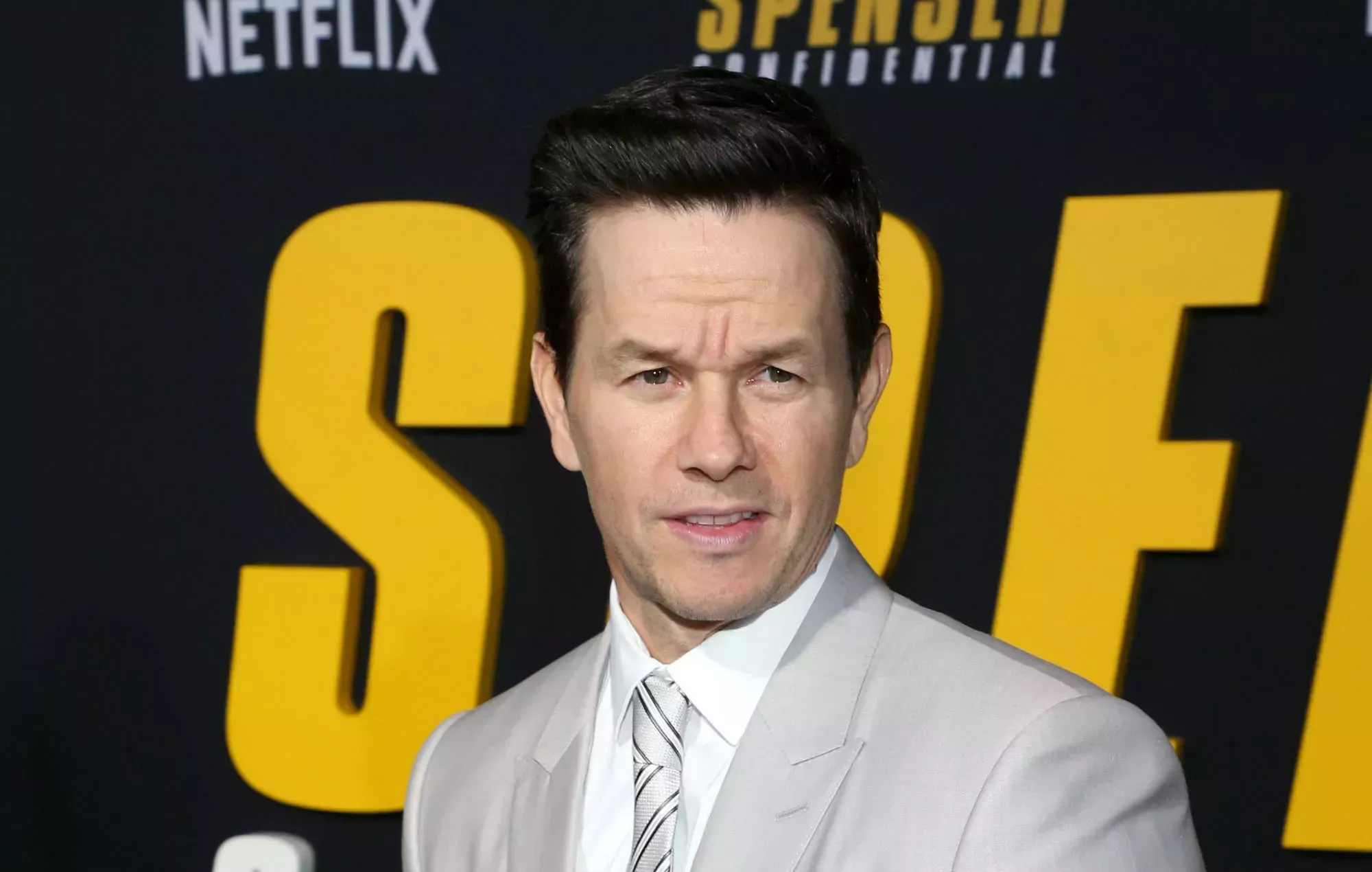 Mark Wahlberg, criticado por entregar el premio SAG a un elenco asiático tras los 