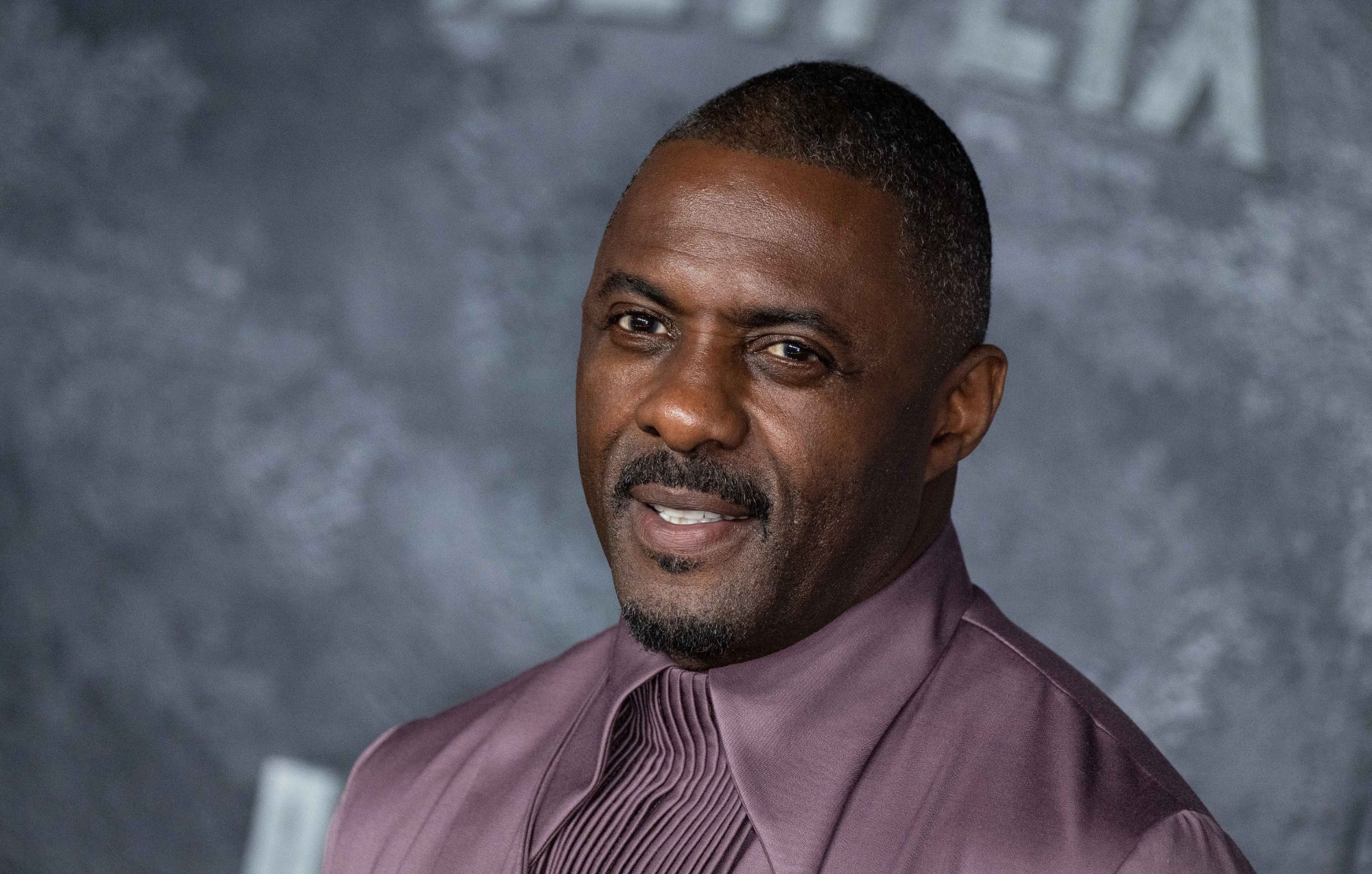 Idris Elba Responde A Las Críticas Sobre Por Qué No Se Autodenomina ...