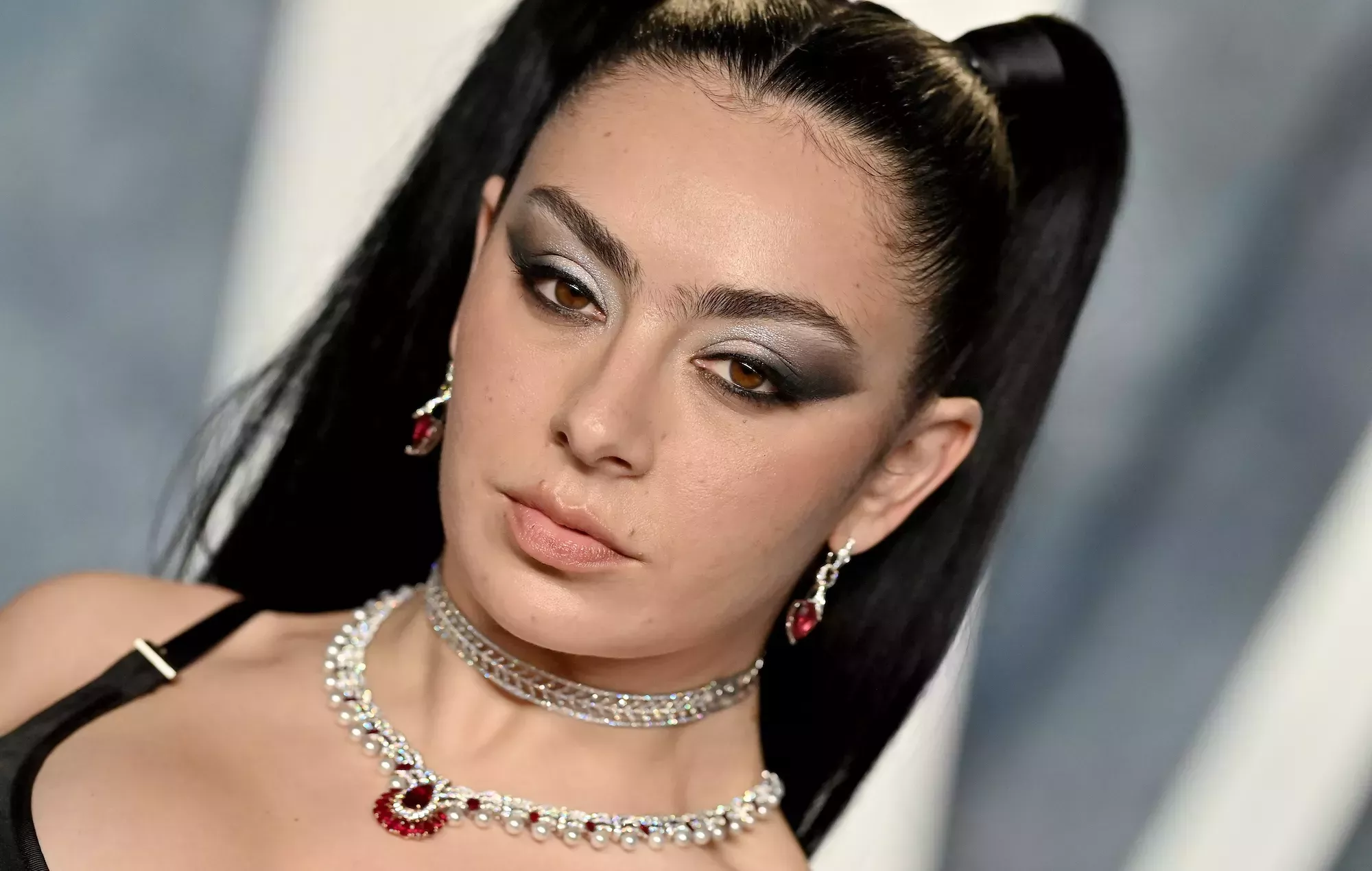 Charli XCX debutará en el cine en el remake de 'Faces Of Death