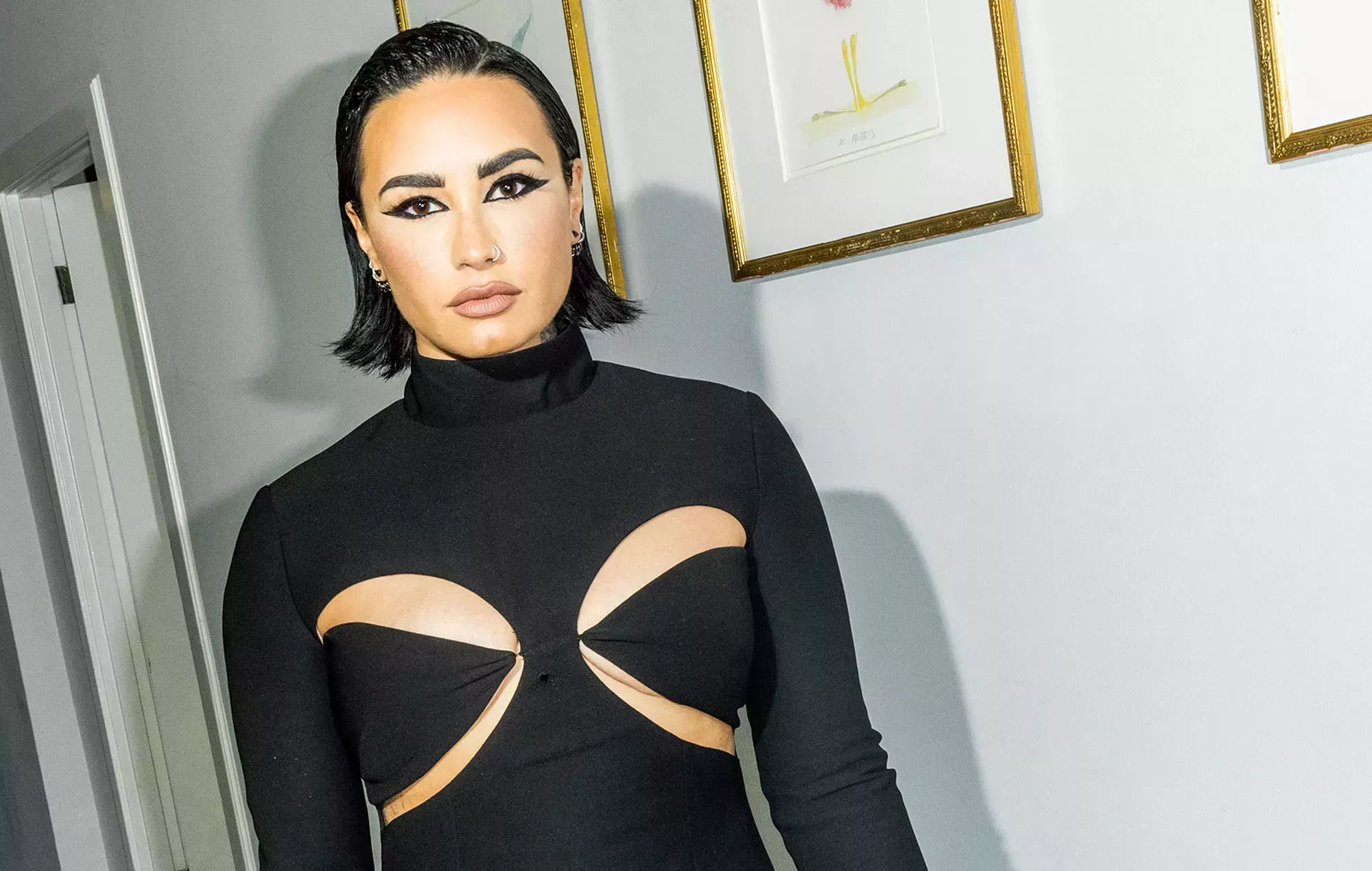 Demi Lovato readopta los pronombres she/her ya que usar they/them era 