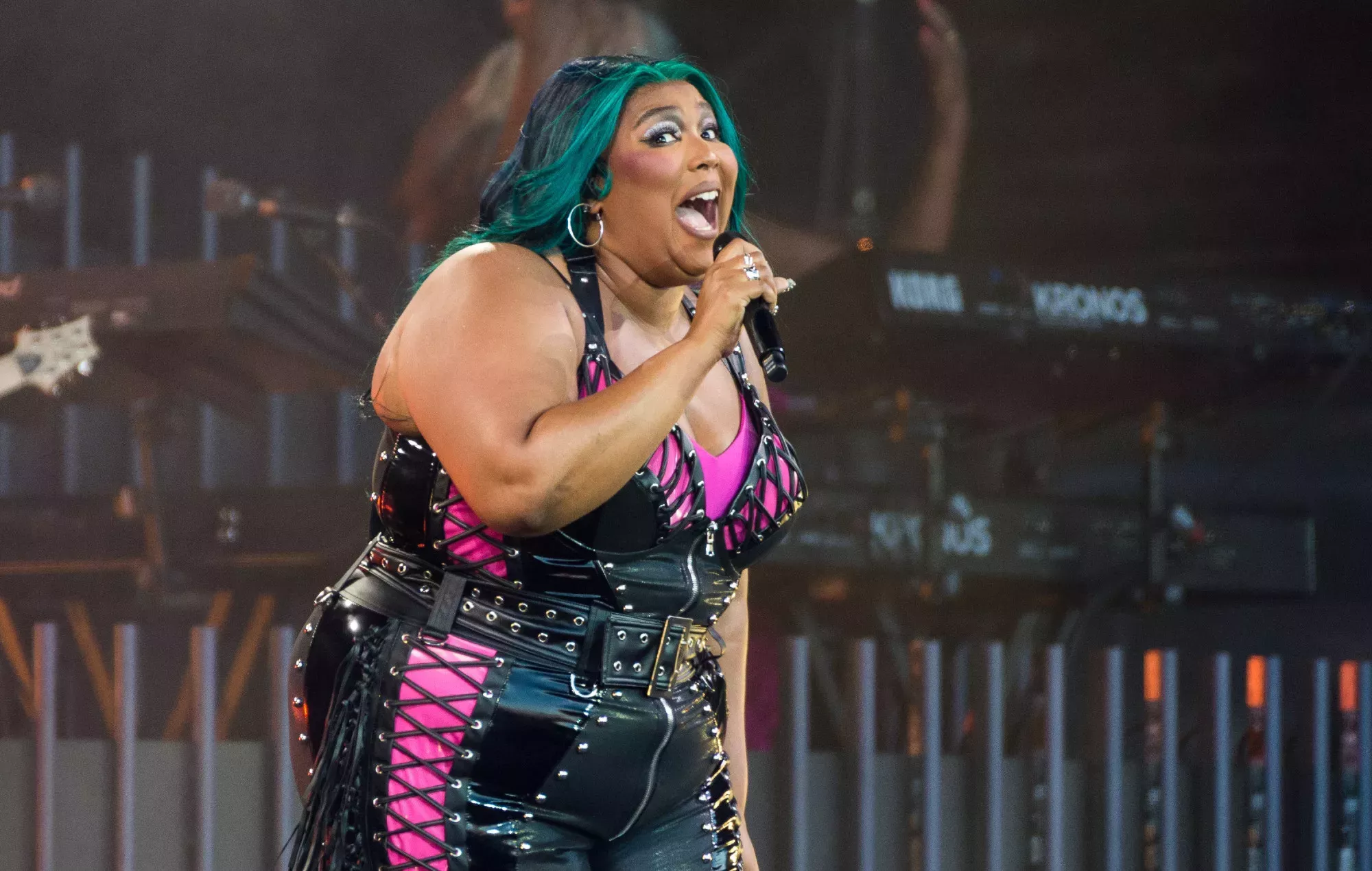 Lizzo recrea el baile viral de la gira 'Reinassance' de Blue Ivy y Beyoncé