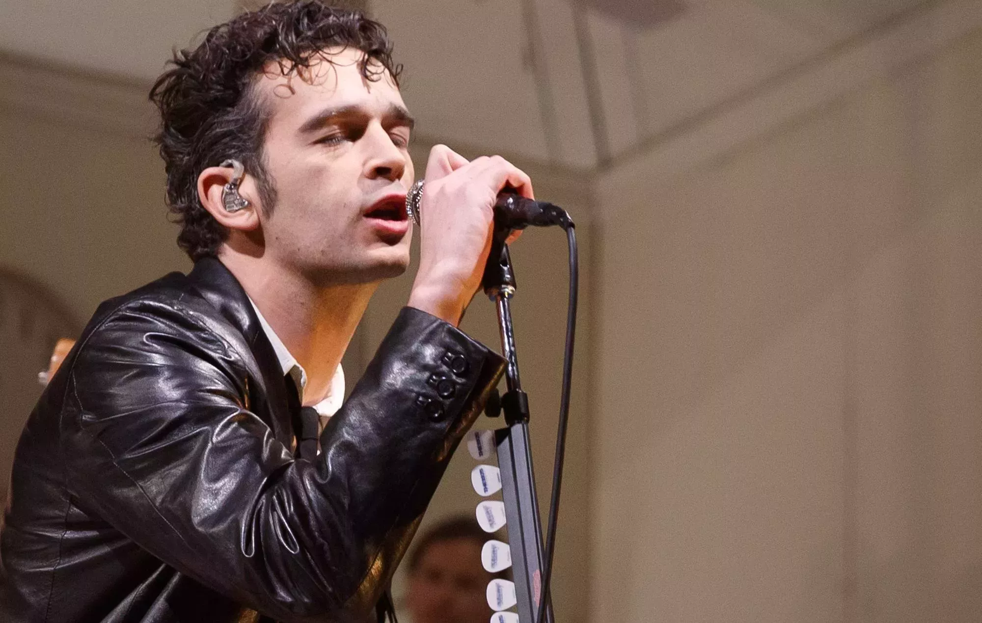 Matty Healy será el telonero de The 1975 tras la retirada de Caroline Polachek del concierto de Dublín