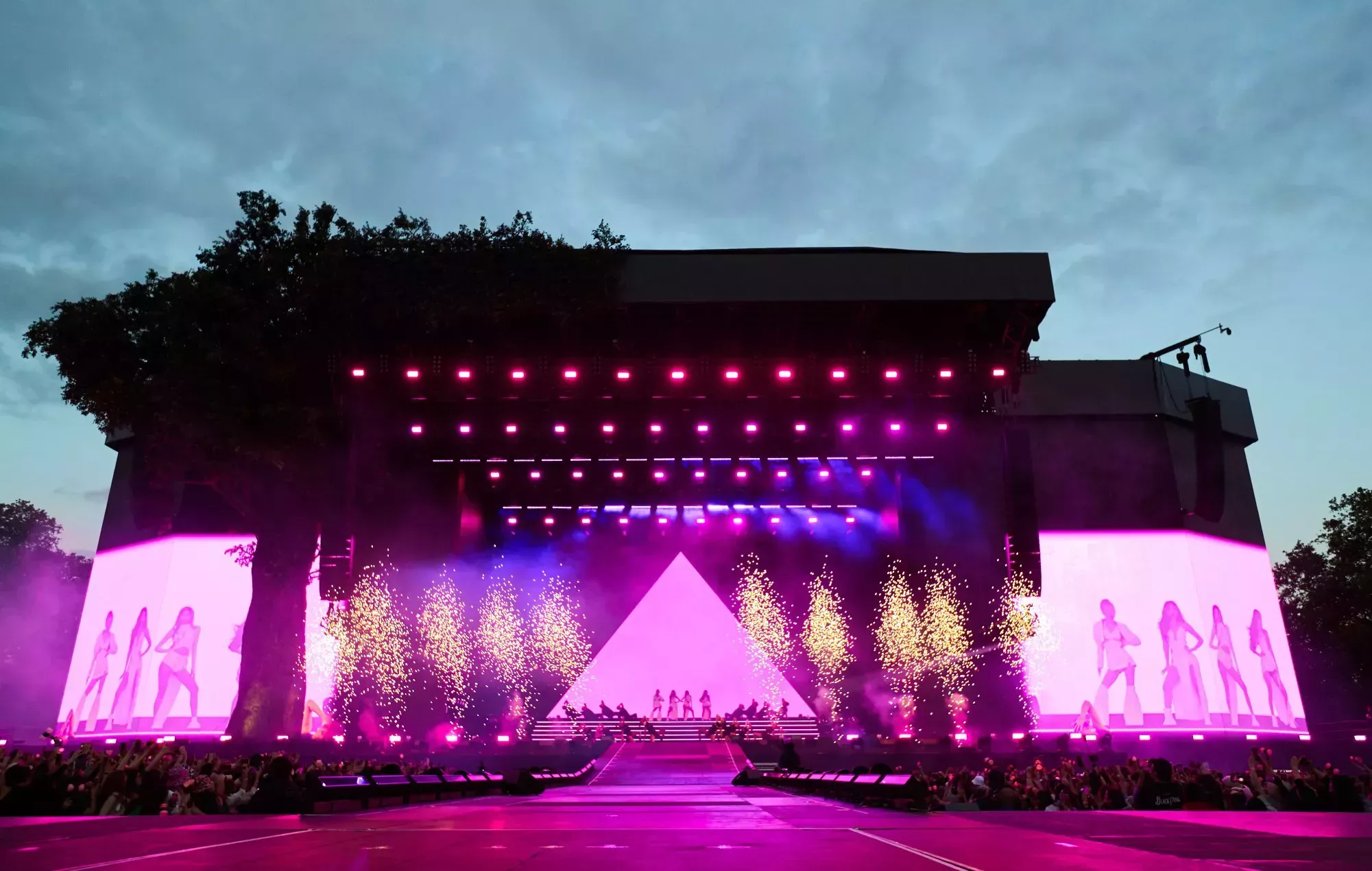 BLACKPINK hace historia como primer grupo de K-Pop en encabezar un gran festival británico en el BST Hyde Park