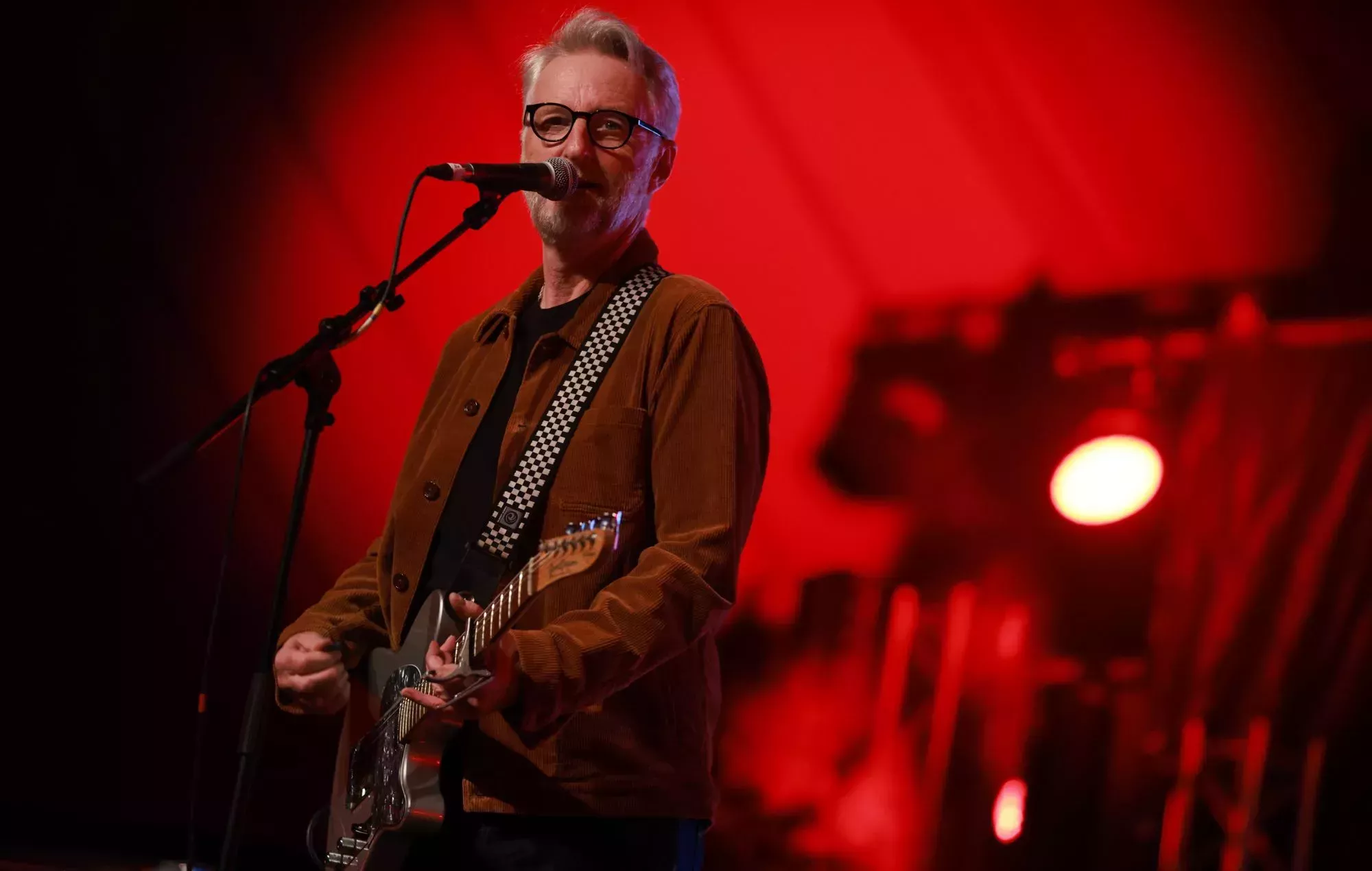 Billy Bragg responde a Oliver Anthony con 