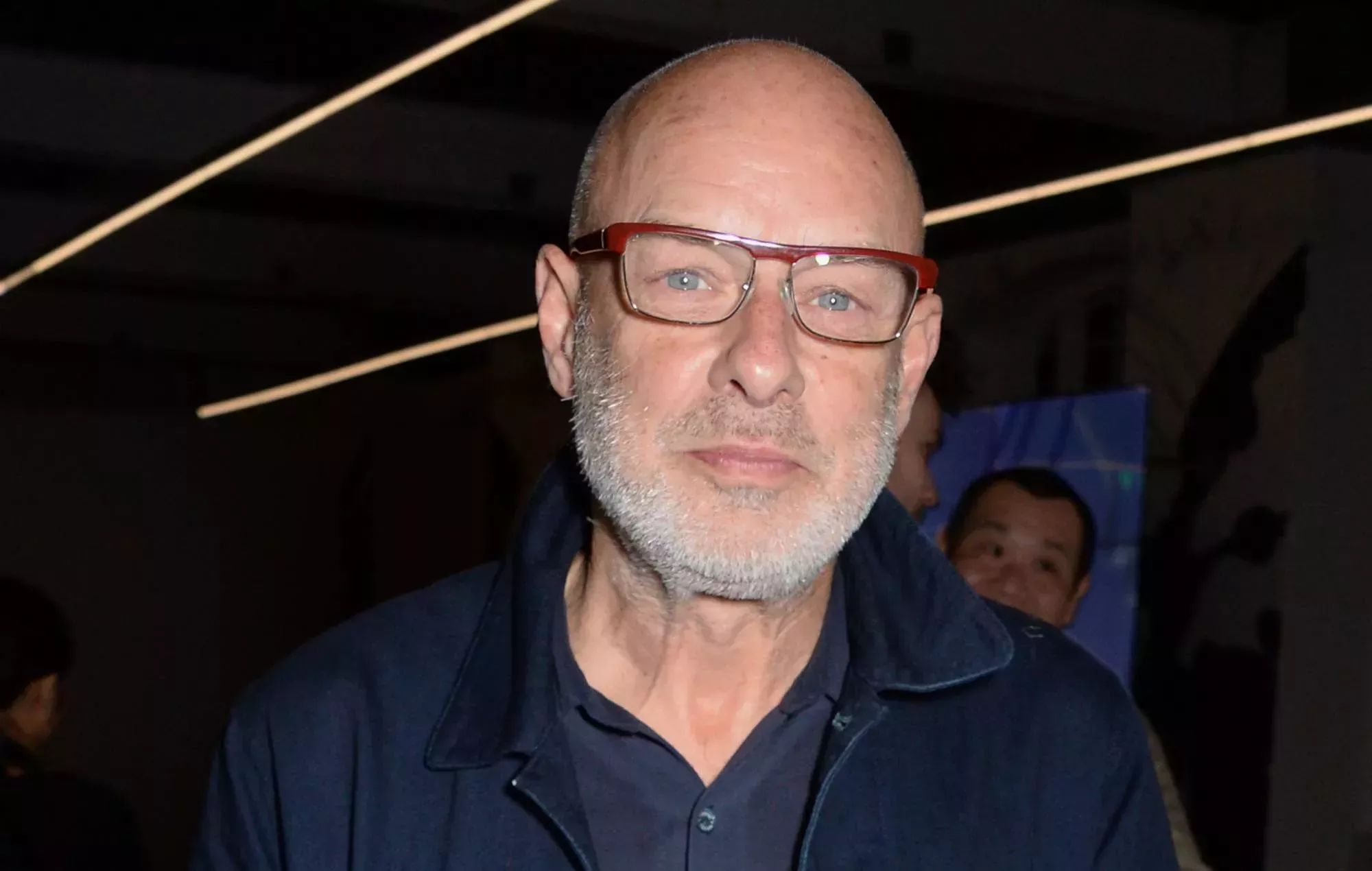 Brian Eno publicará la banda sonora de 