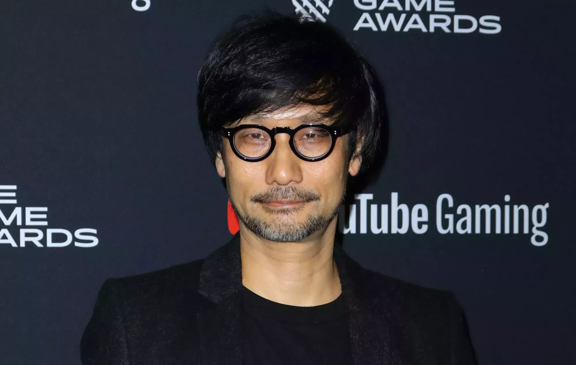 Hideo Kojima desata las teorías de los fans al posar con Elijah Wood y Jordan Peele