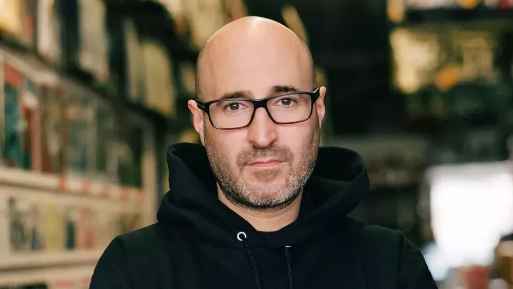 

	
		Movimientos en la industria musical: Island Records nombra a Jay Schumer vicepresidente ejecutivo y director de marketing; Gunna renueva su acuerdo con Kobalt
	
	