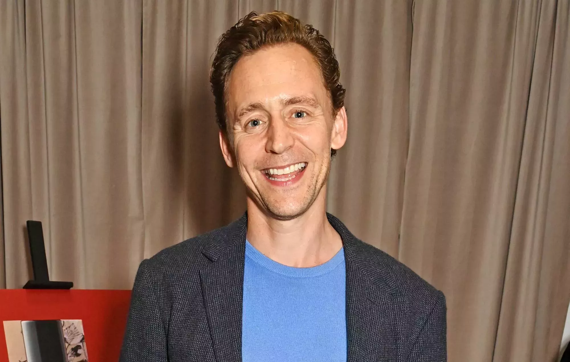 Tom Hiddleston dice que la nueva película de Stephen King es como 'The Shawshank Redemption'