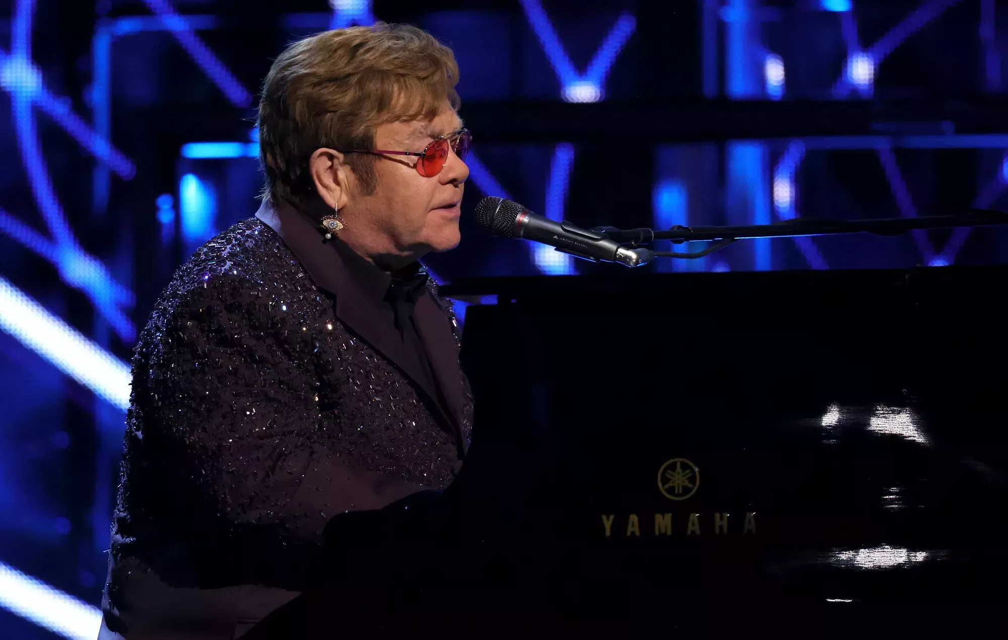 Estas son las canciones navideñas favoritas de Elton John para 2023