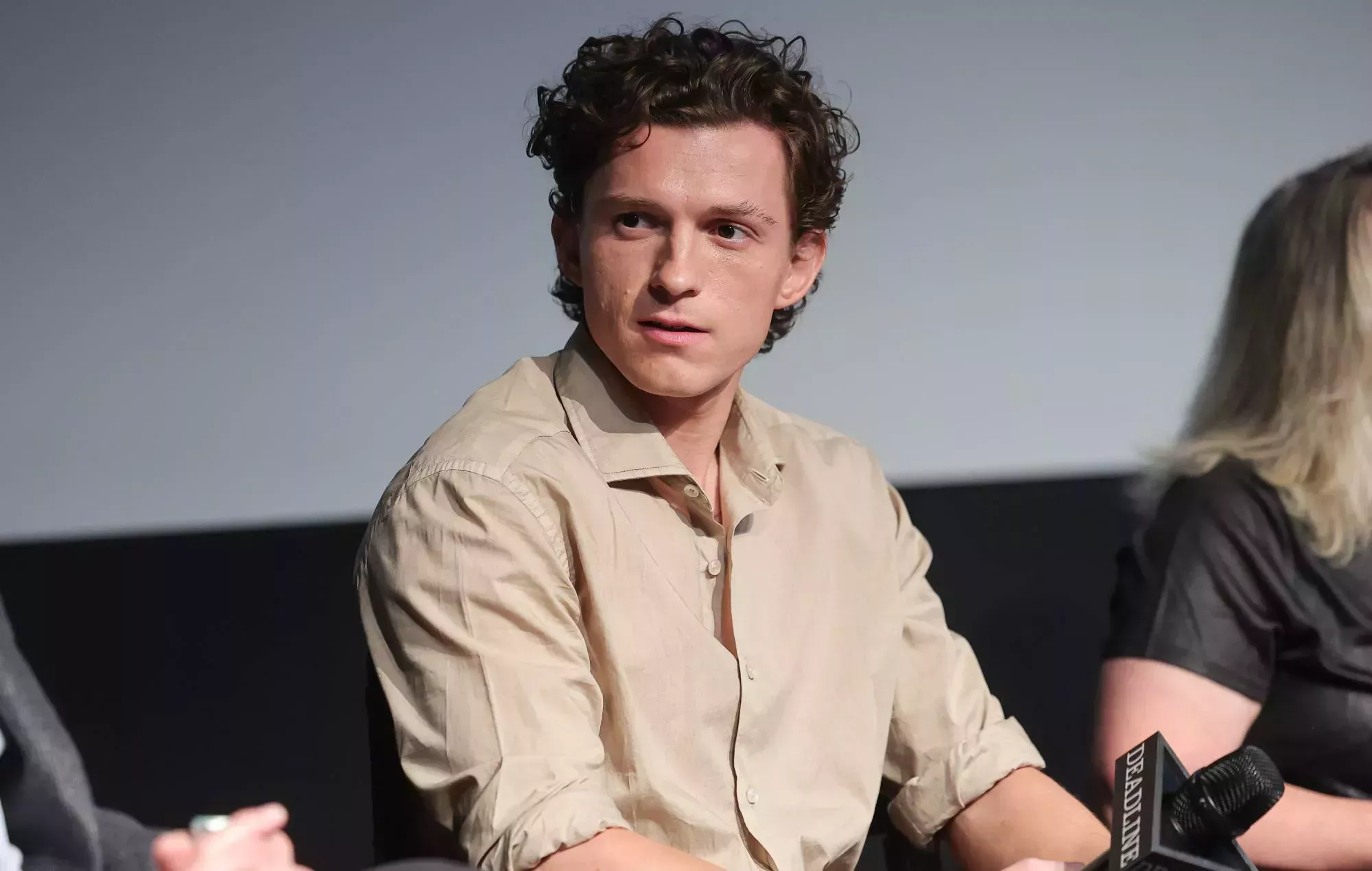 Tom Holland es en parte responsable de la Palabra del Año de Oxford