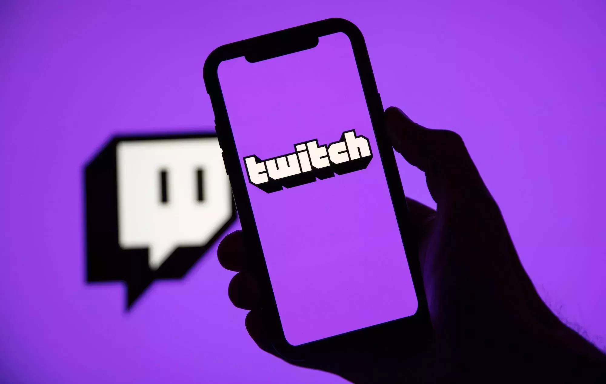 Twitch retira las nuevas normas sobre desnudos por cuestiones de IA