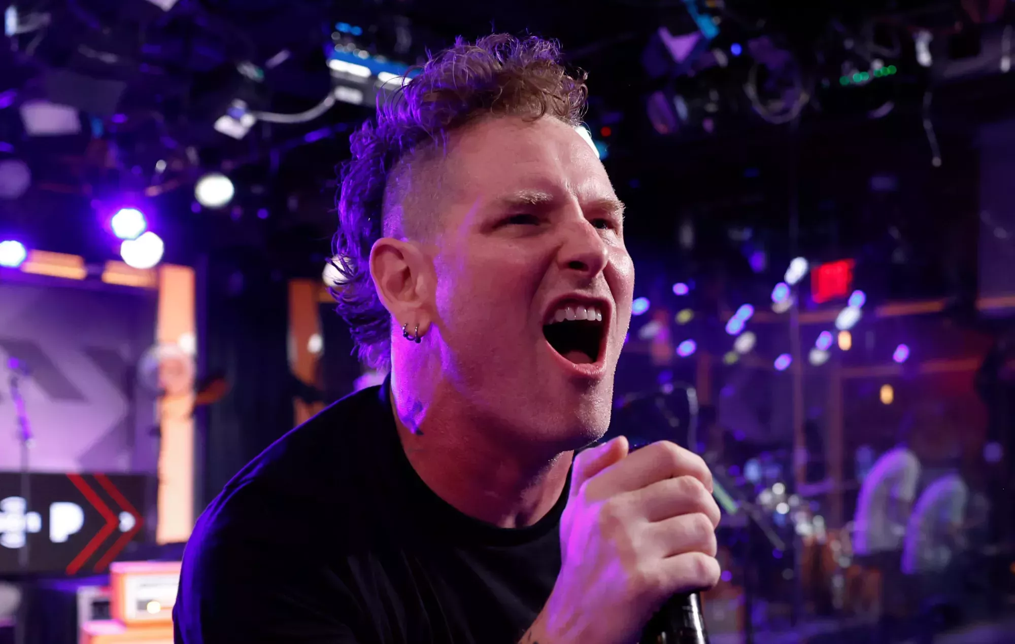 Corey Taylor cancela su gira norteamericana