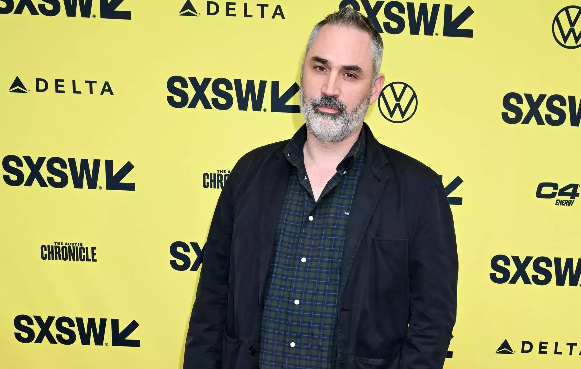 El director de 'Ex Machina', Alex Garland, causa polémica con sus comentarios de que las diferencias políticas no son 