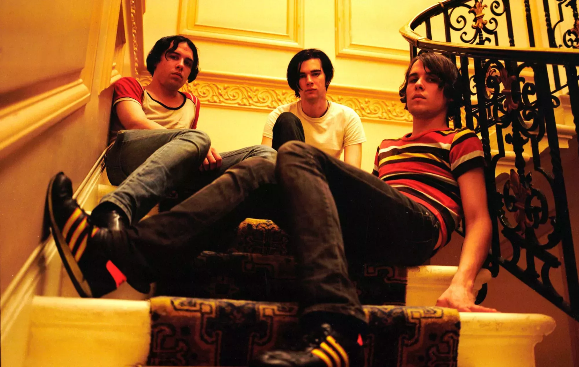 The Cribs celebrará los 20 años de su debut tocando íntegramente sus dos primeros álbumes en un único concierto en Liverpool