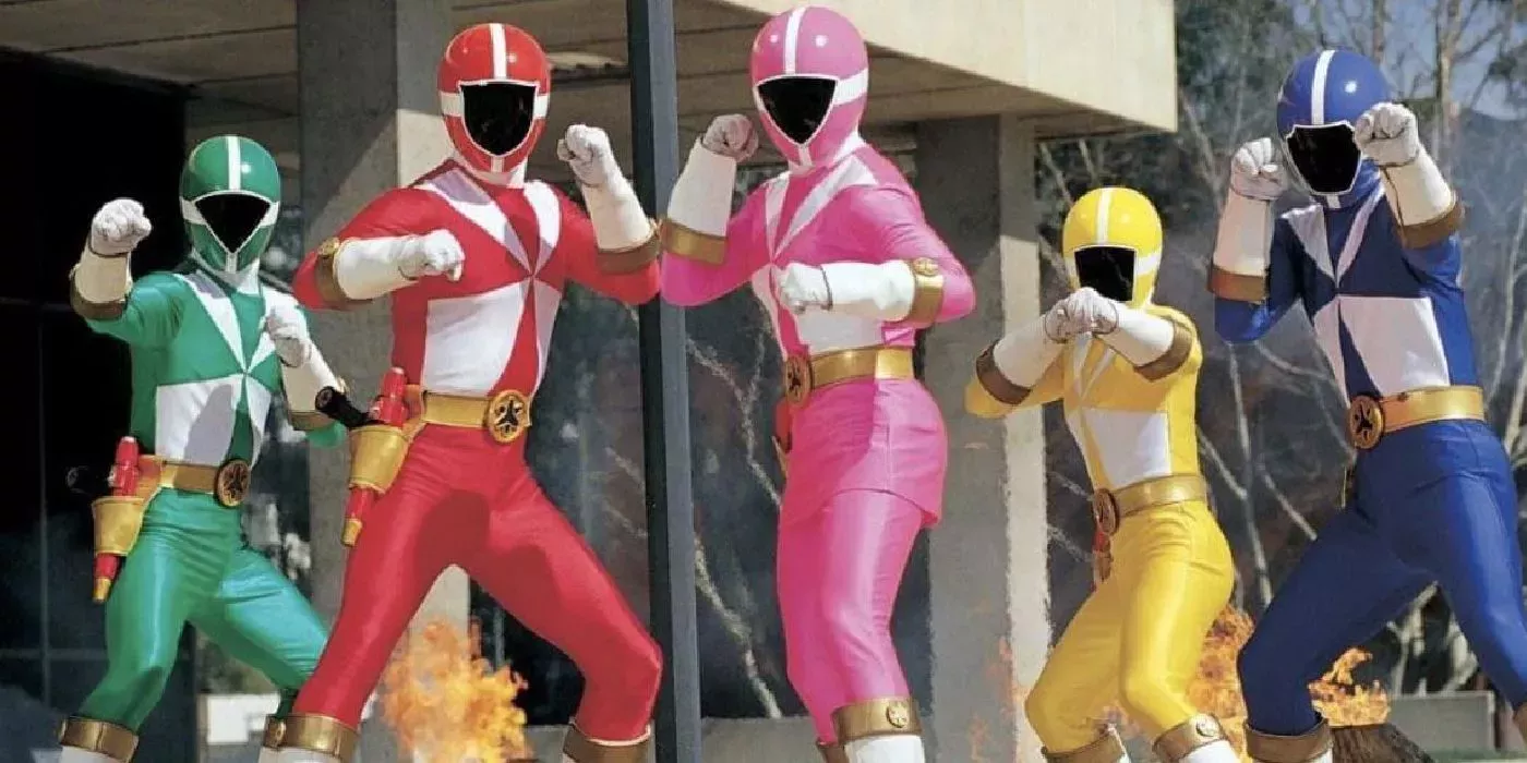 The Lightspeed Rangers charge into battle - Power Rangers Lightspeed Rescue