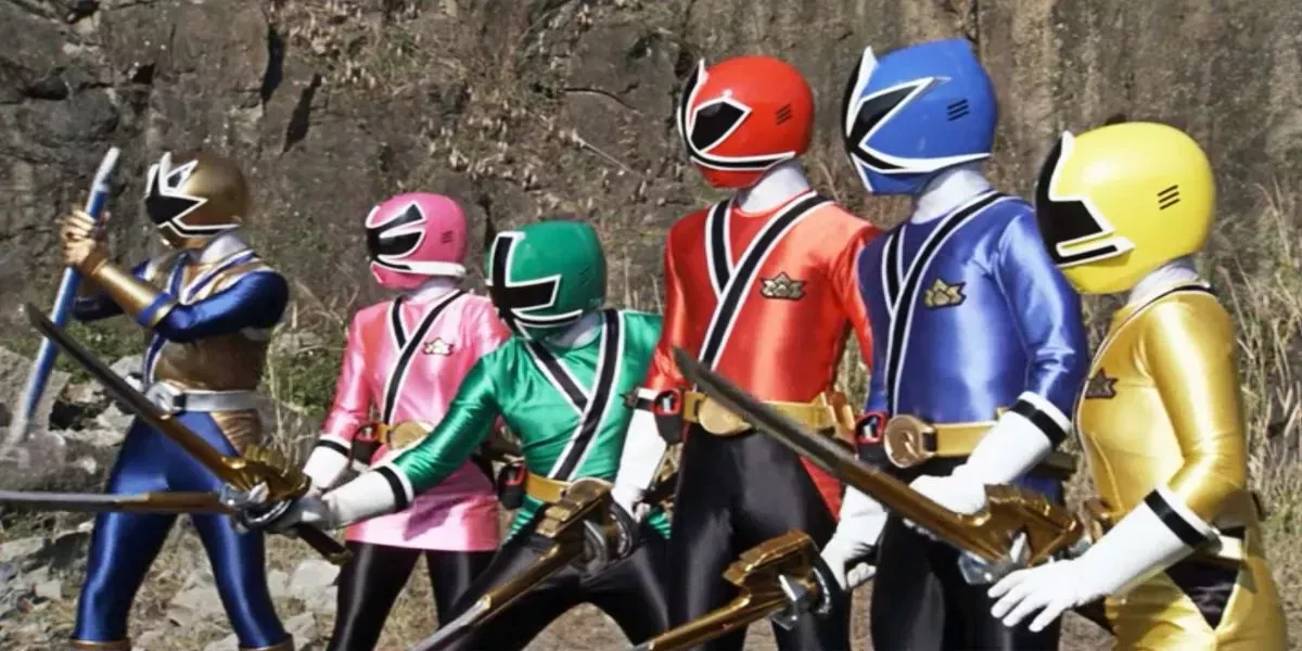 Rangers with swords in Power Rangers Samurai.