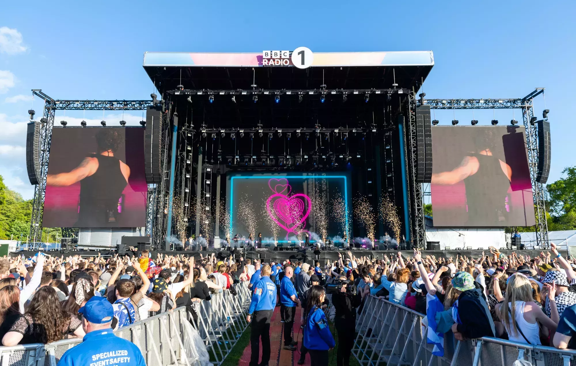 London Grammar y AJ Tracey, entre los nuevos artistas del Big Weekend 2024 de Radio 1