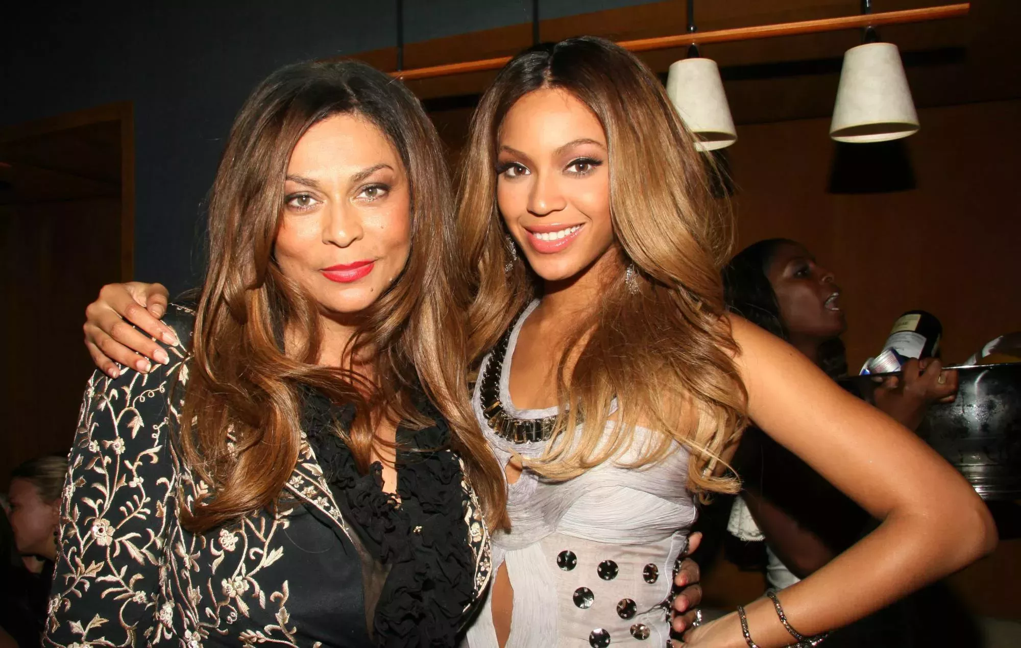 Tina Knowles habla de cómo Beyoncé se enfrentó a los acosadores de su infancia