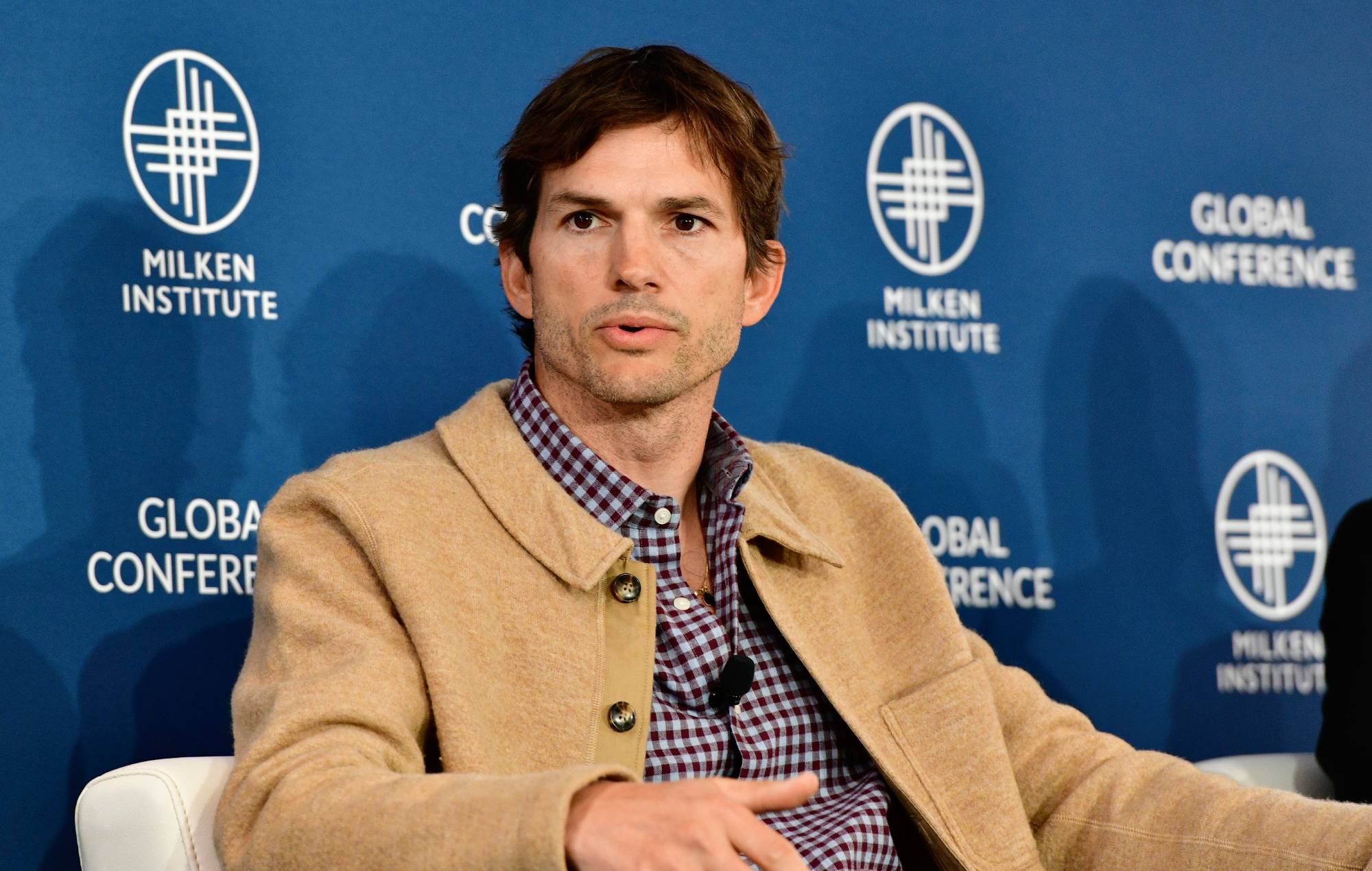 Ashton Kutcher quiere utilizar la IA para hacer películas - y la gente no está contenta