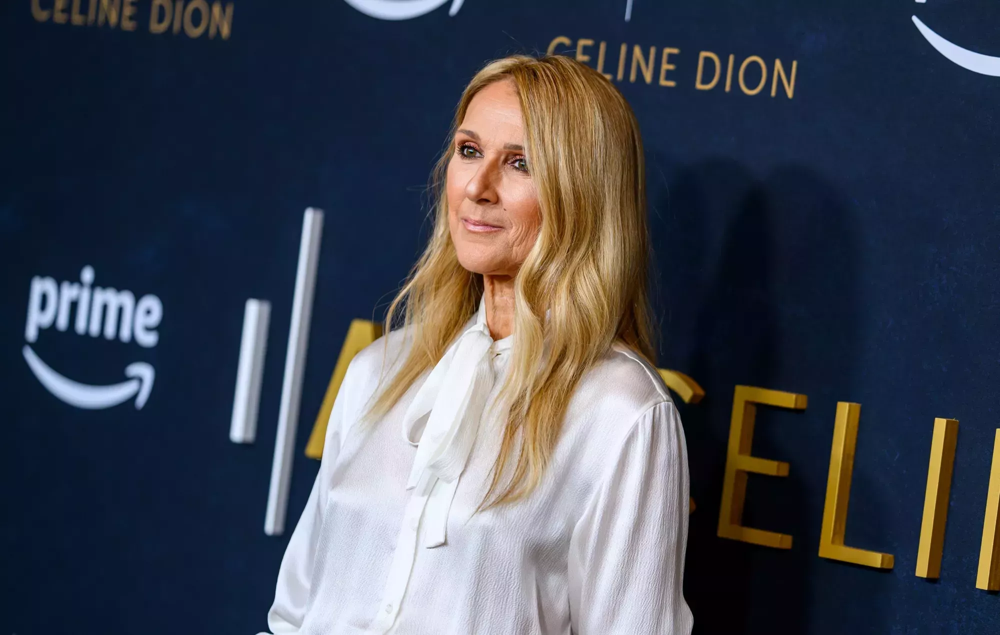 Celine Dion llora al mostrar lo que le pasa cuando intenta cantar: 