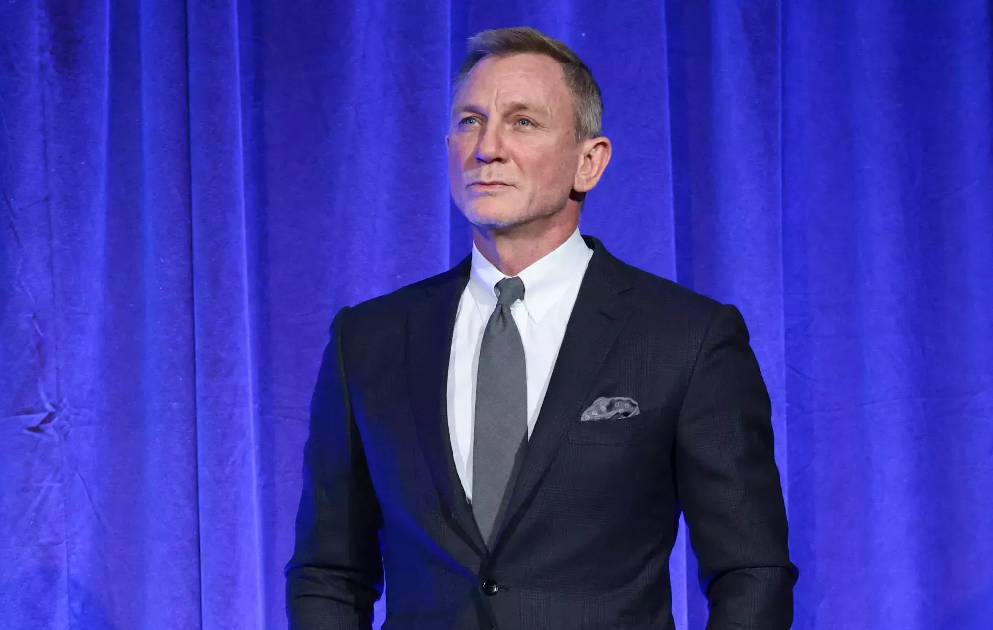 Echa un vistazo al nuevo look de Daniel Craig para 'Wake Up Dead Man: A Knives Out Mystery'