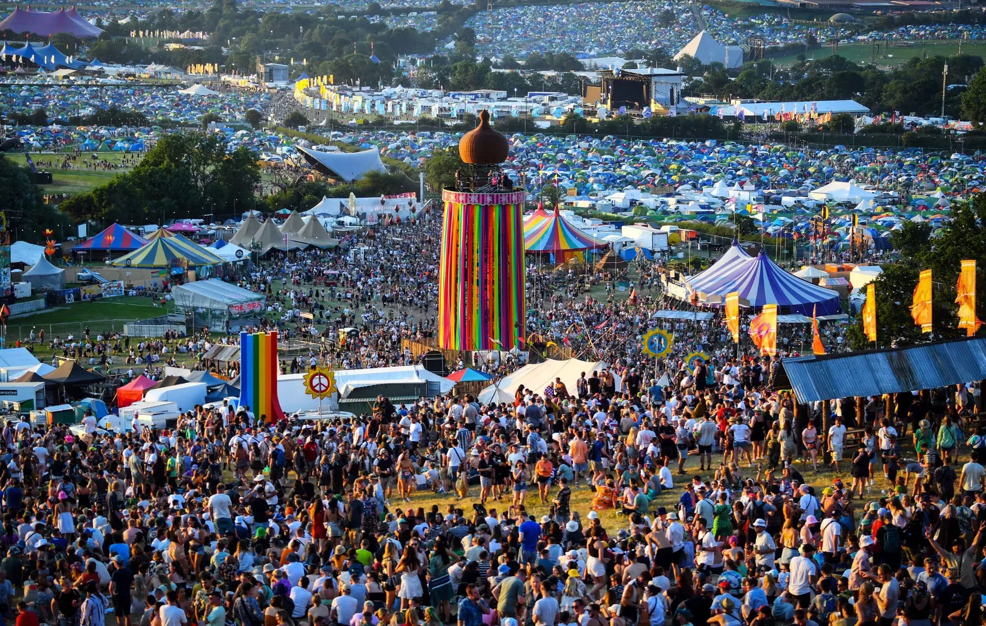 Glastonbury 2024: estas son las apuestas sobre quién tocará en un concierto secreto, y se suspenden las apuestas sobre un gran espectáculo