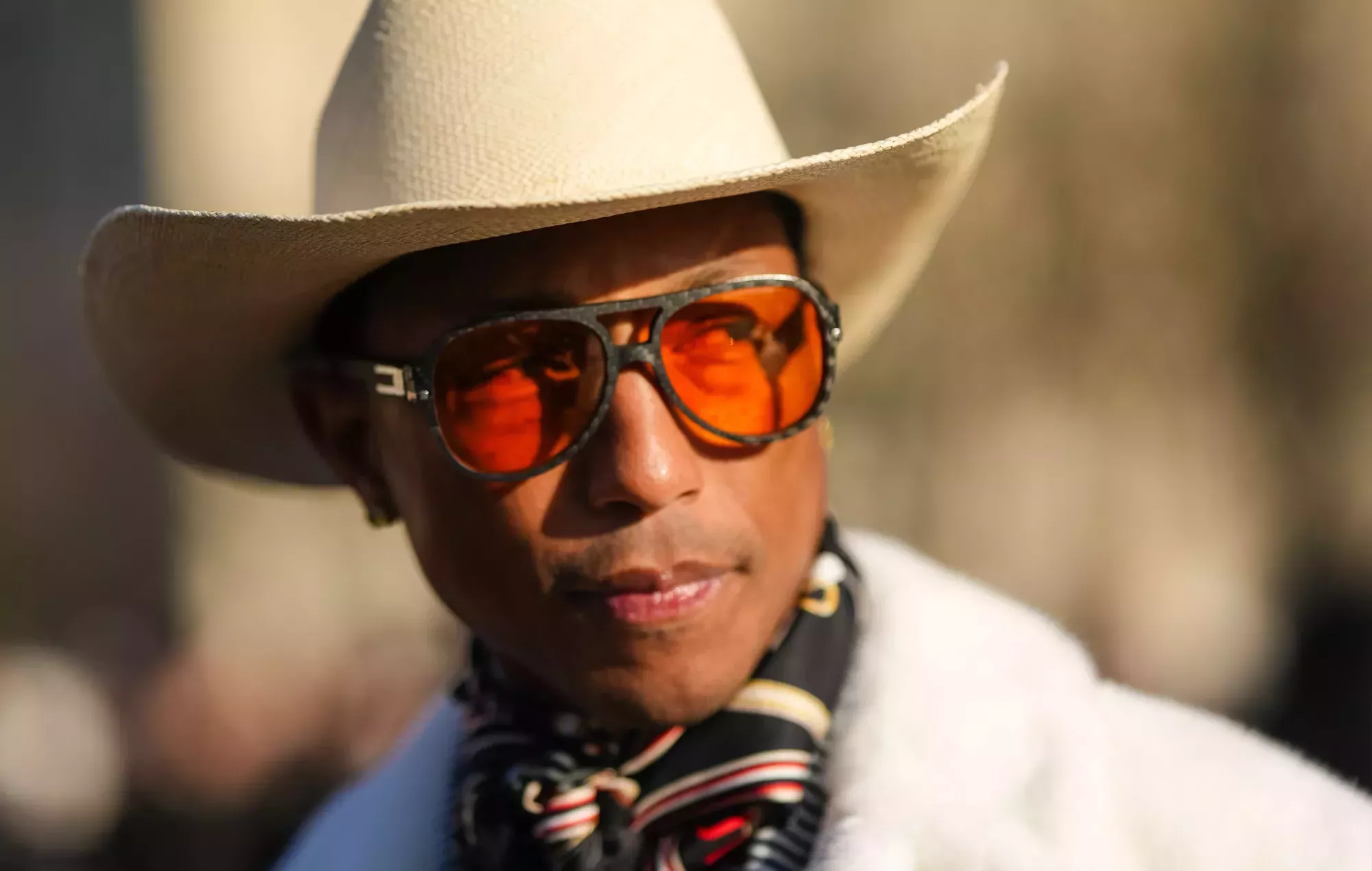 Pharrell Williams nos habla de su biopic en LEGO, 'Piece By Piece': 